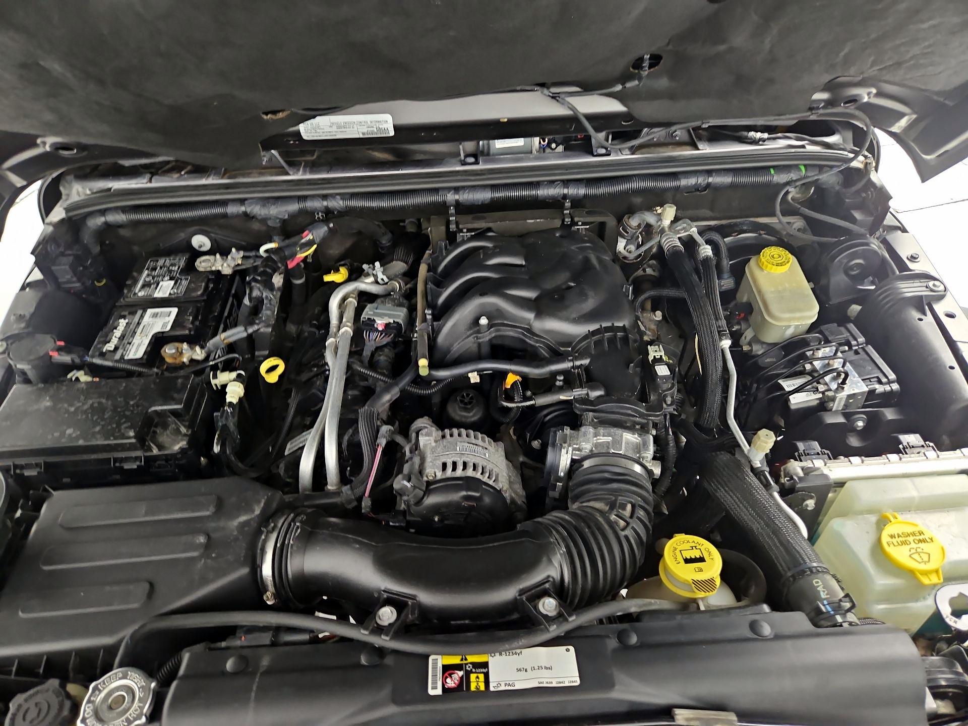 Thumbnail: 2016 Jeep Wrangler - 20