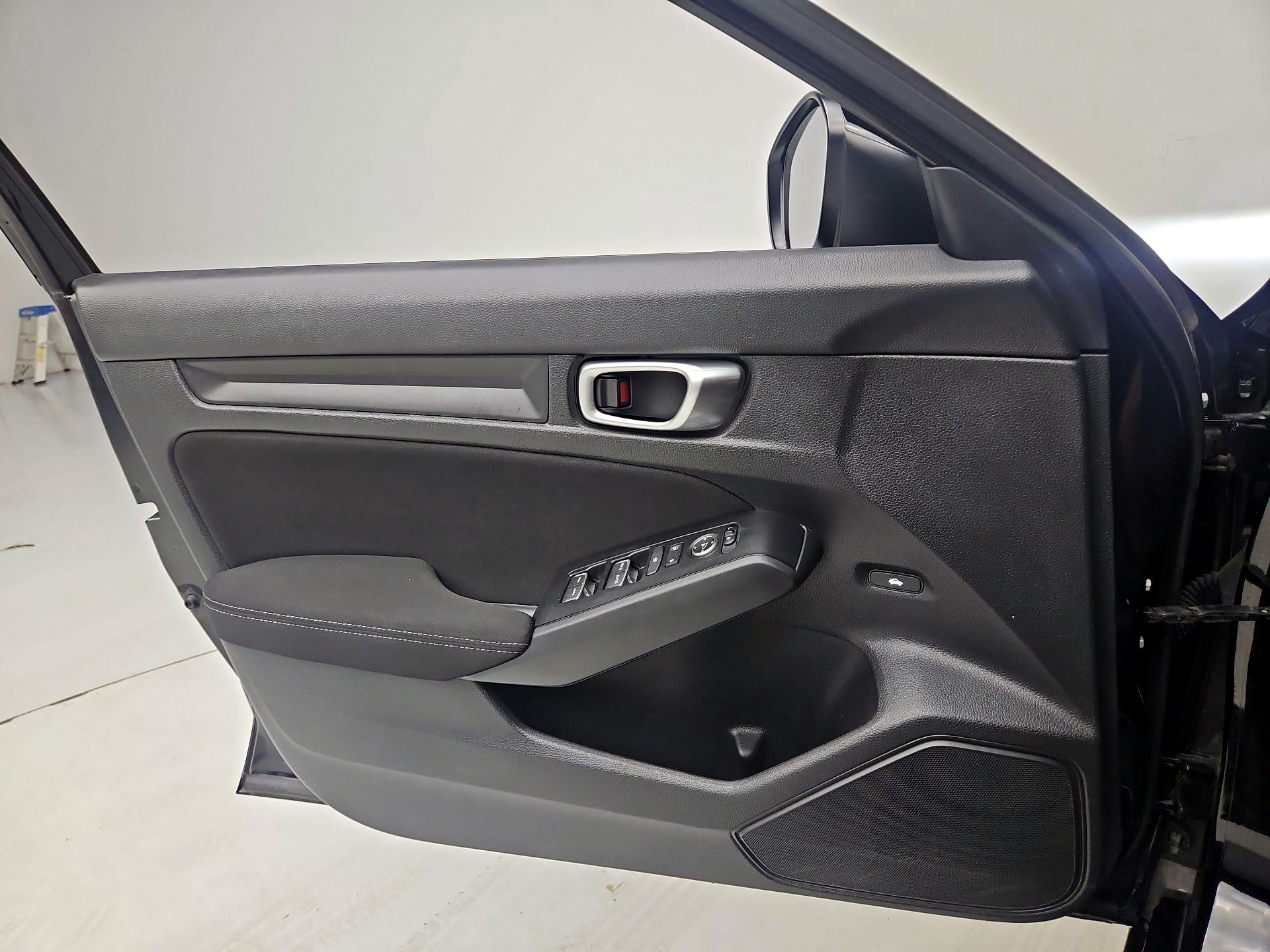 Thumbnail: 2023 Honda Civic - 12