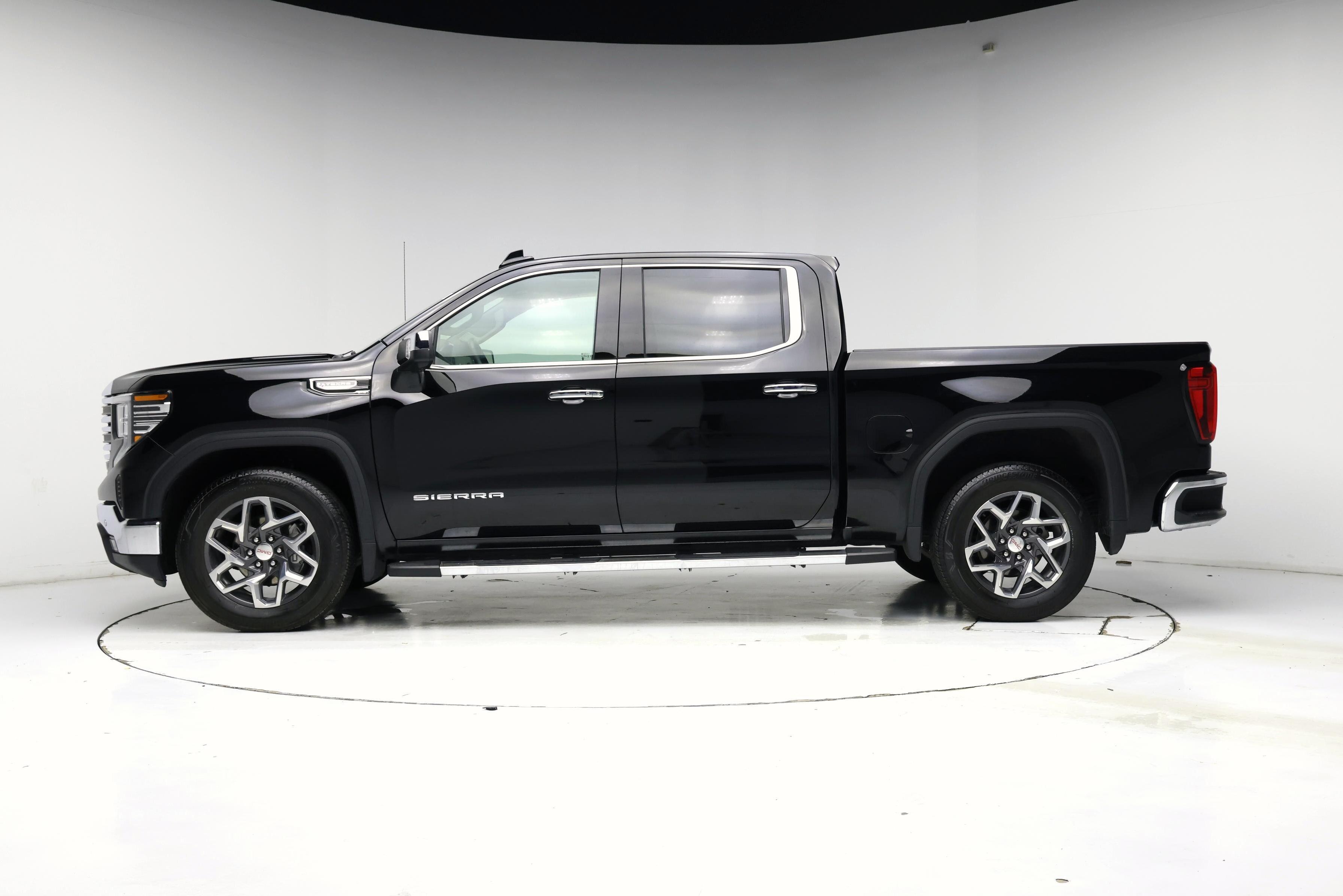 Thumbnail: 2024 GMC Sierra 1500 - 3