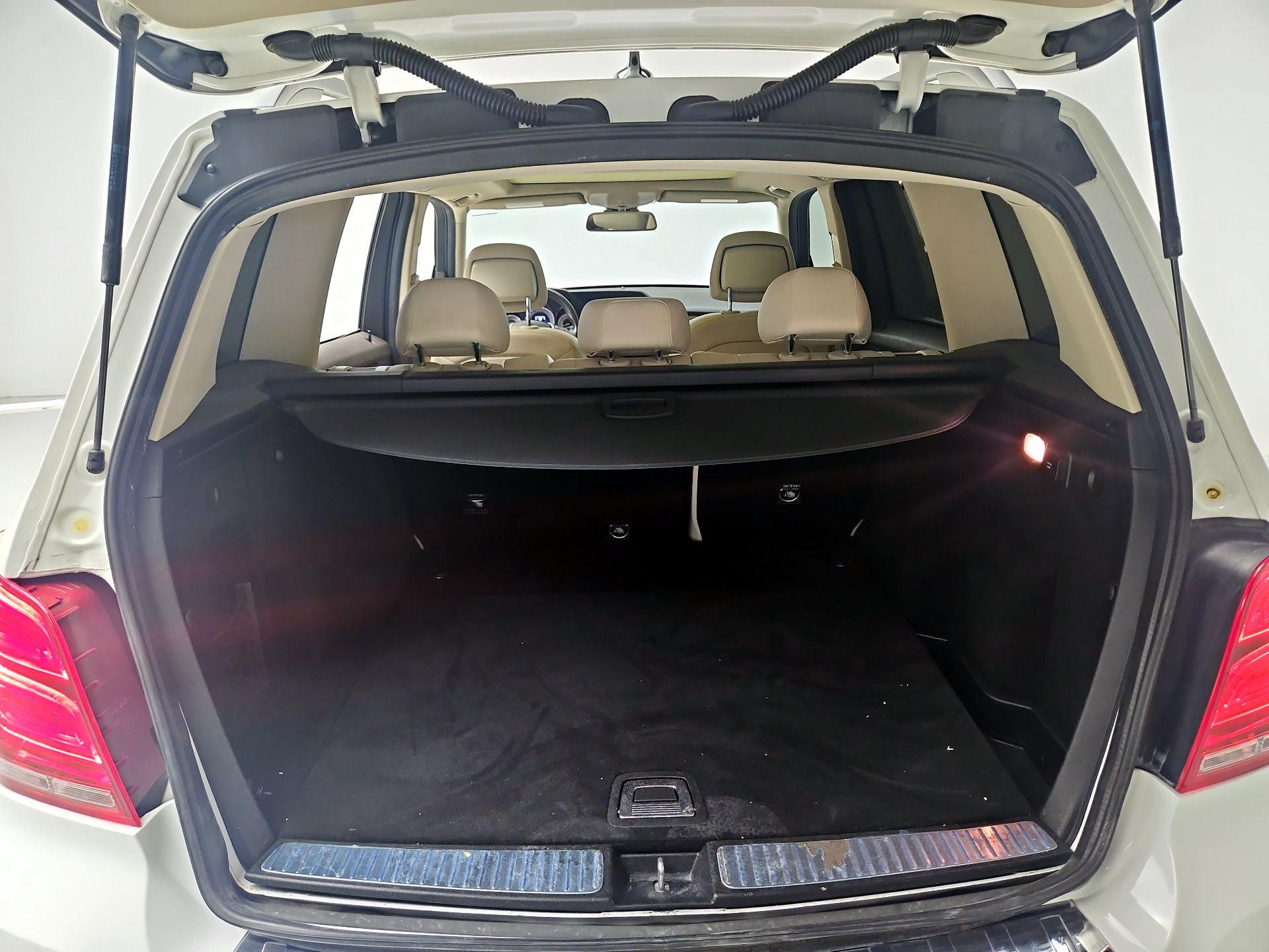 Thumbnail: 2014 Mercedes-Benz GLK - 17