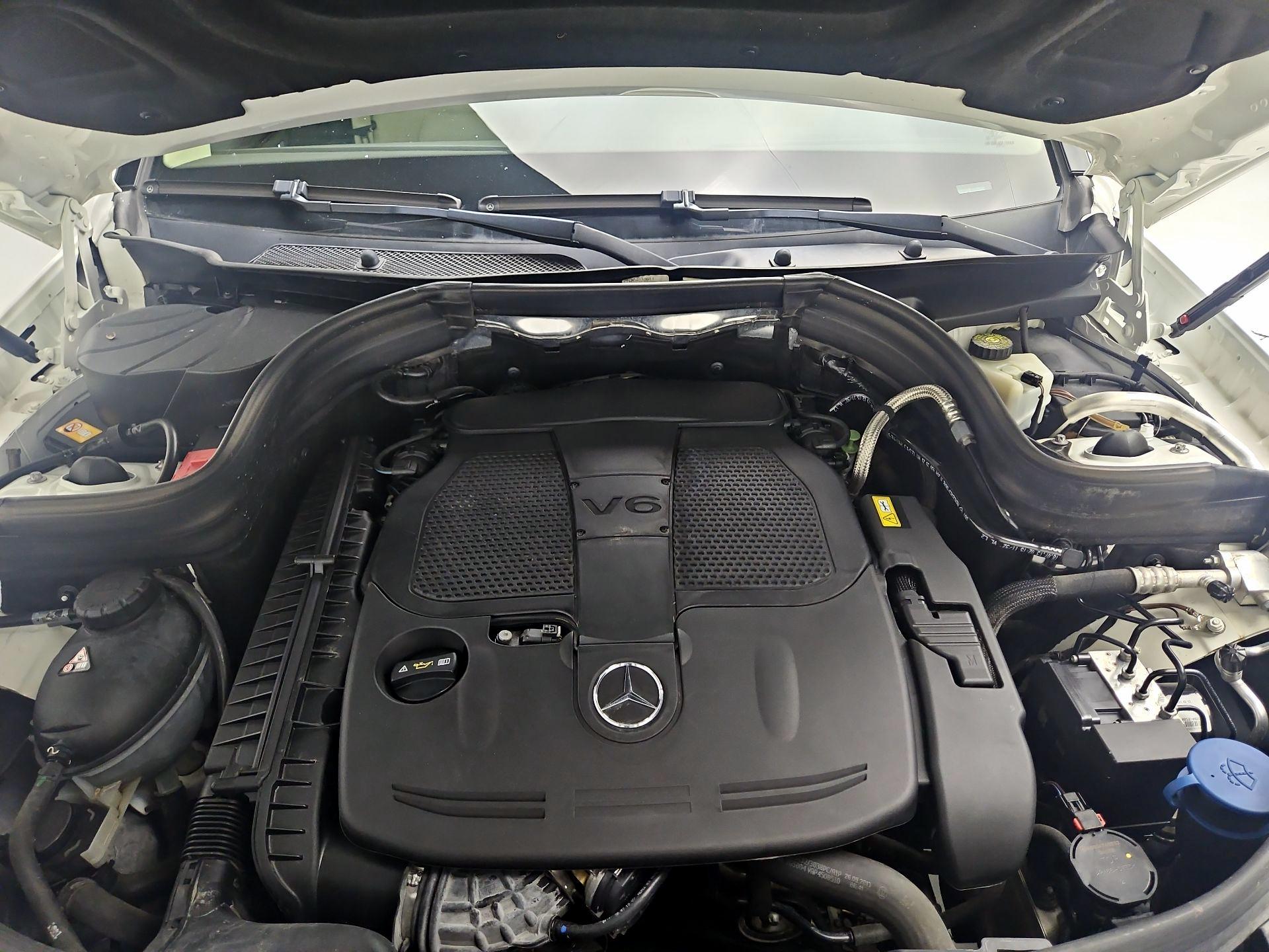 Thumbnail: 2014 Mercedes-Benz GLK - 18