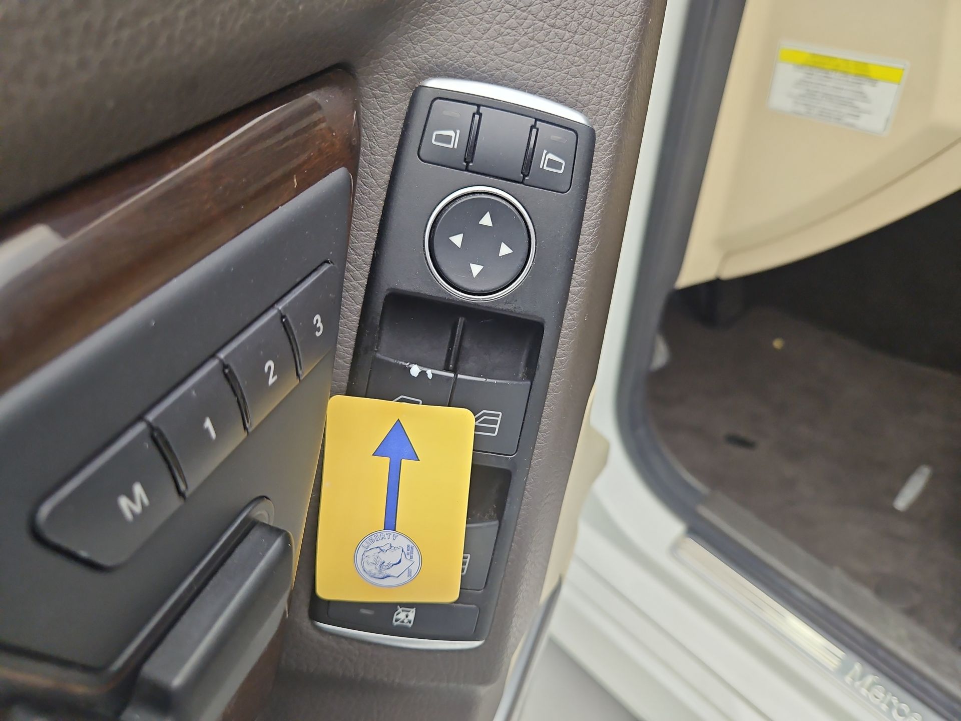 Thumbnail: 2014 Mercedes-Benz GLK - 20