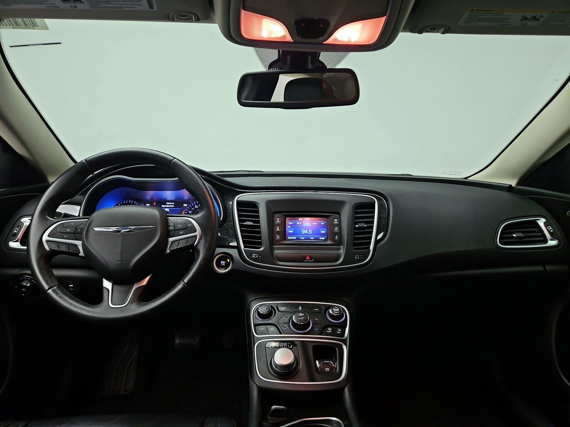 Thumbnail: 2015 Chrysler 200 - 9