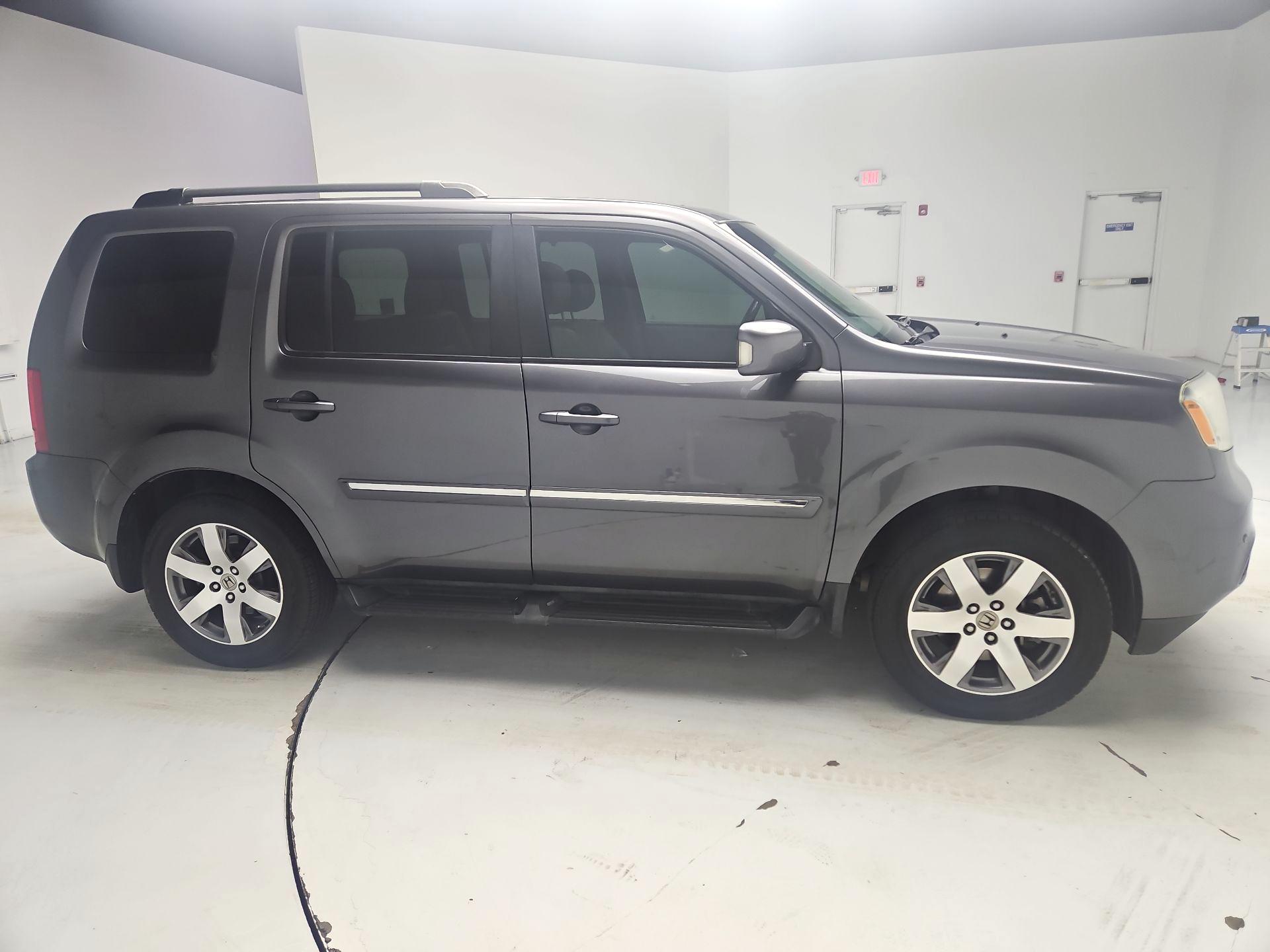 Thumbnail: 2015 Honda Pilot - 4