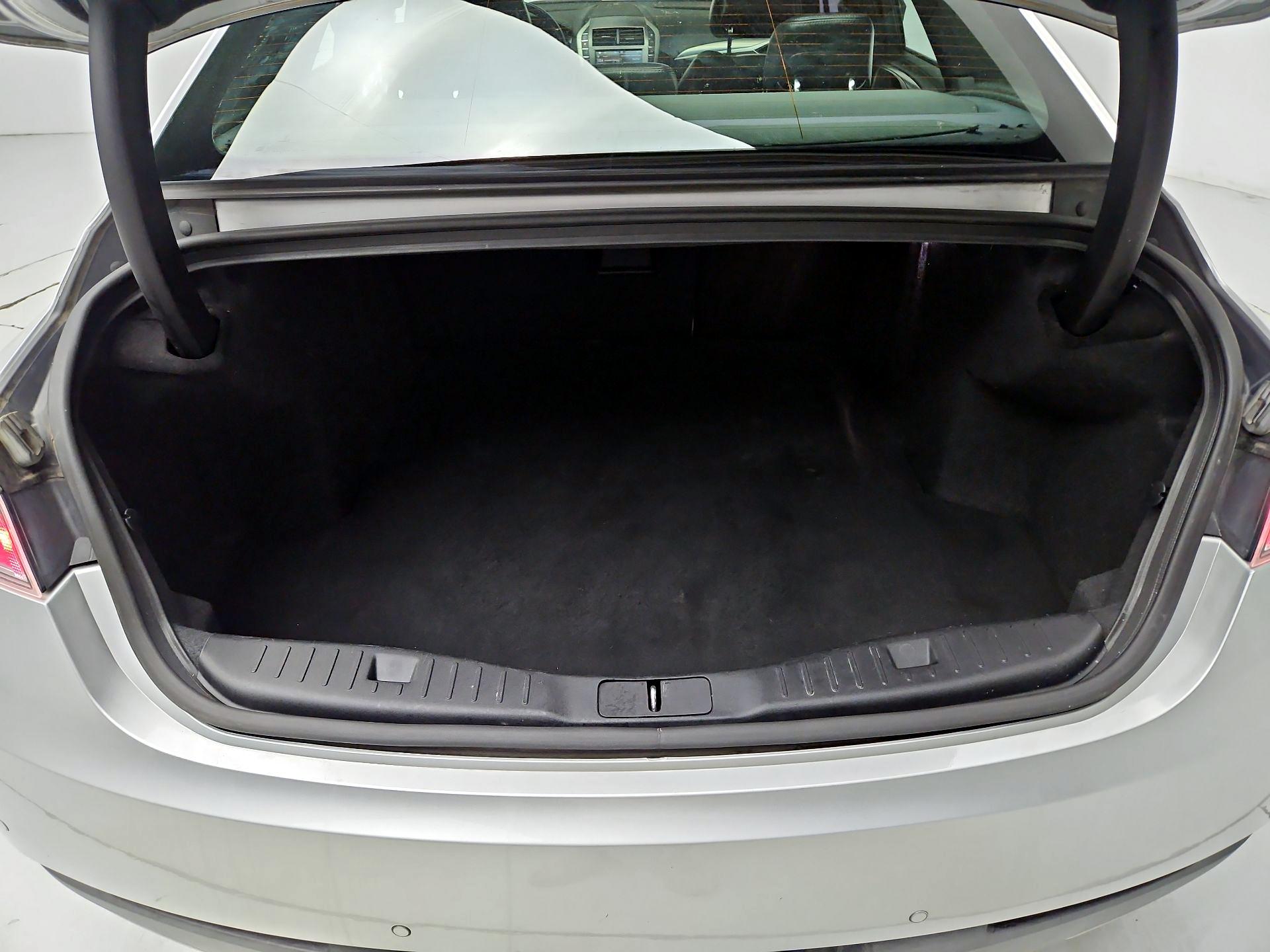 Thumbnail: 2018 Lincoln MKZ - 20