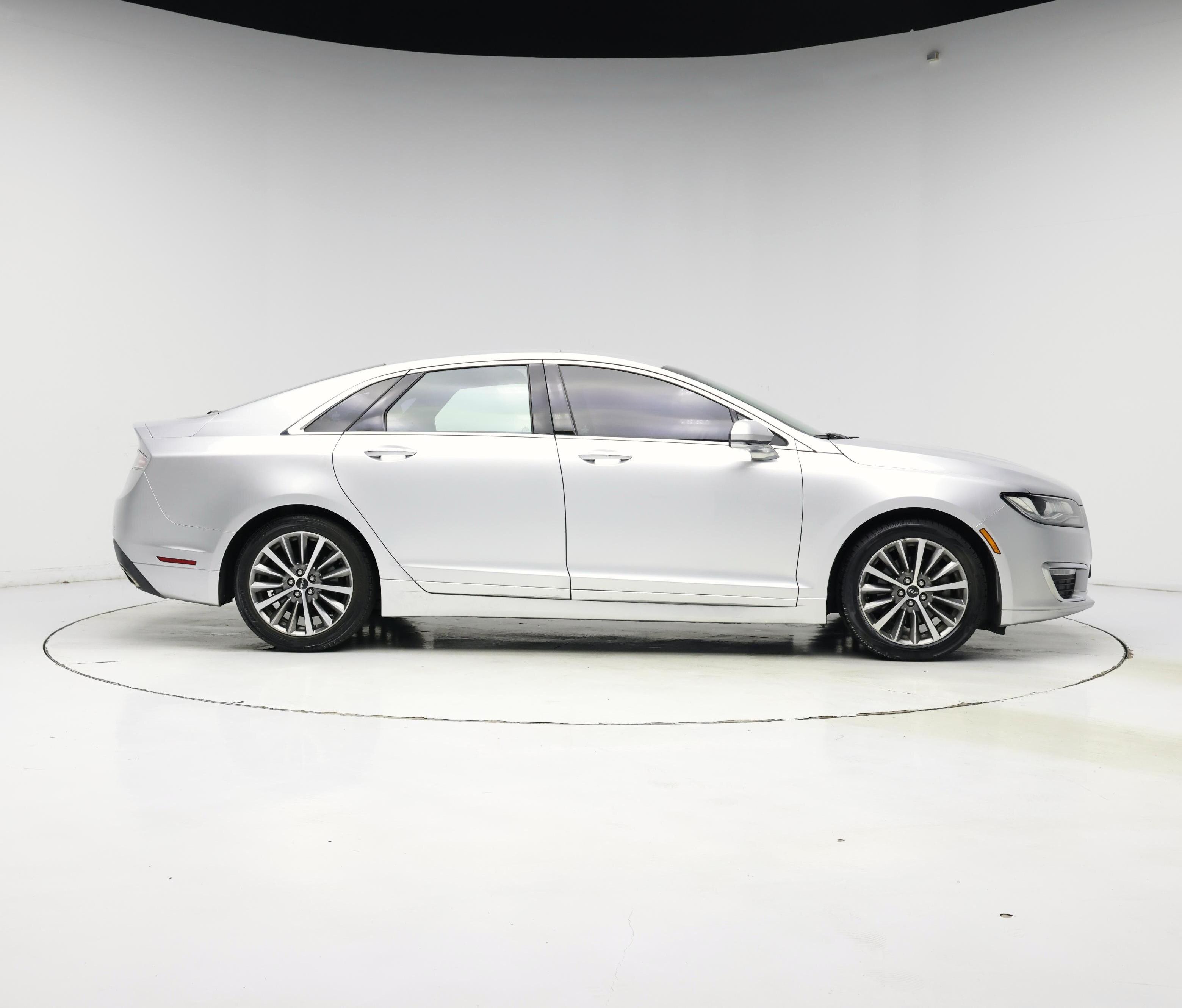 Thumbnail: 2018 Lincoln MKZ - 7