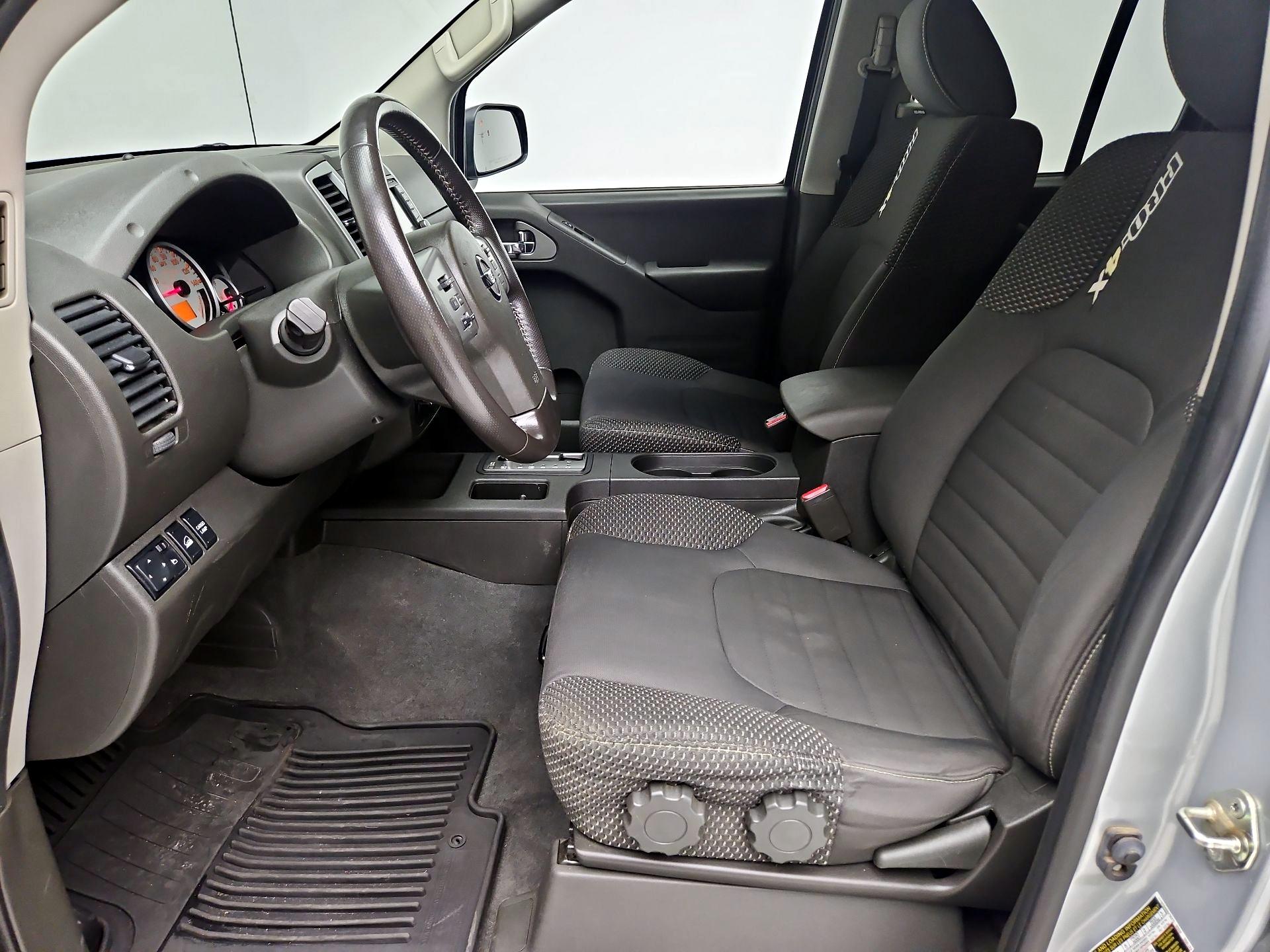 Thumbnail: 2019 Nissan Frontier - 9