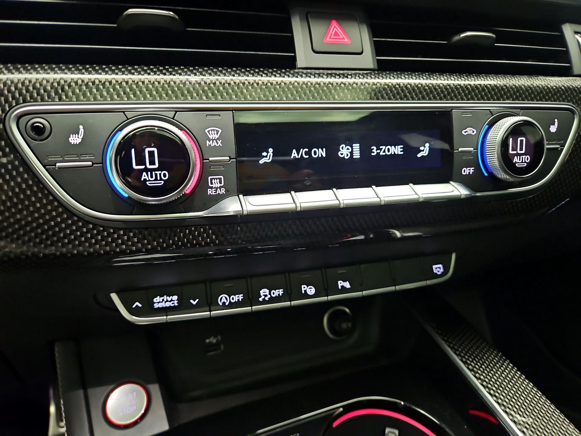 Thumbnail: 2021 Audi S5 - 16