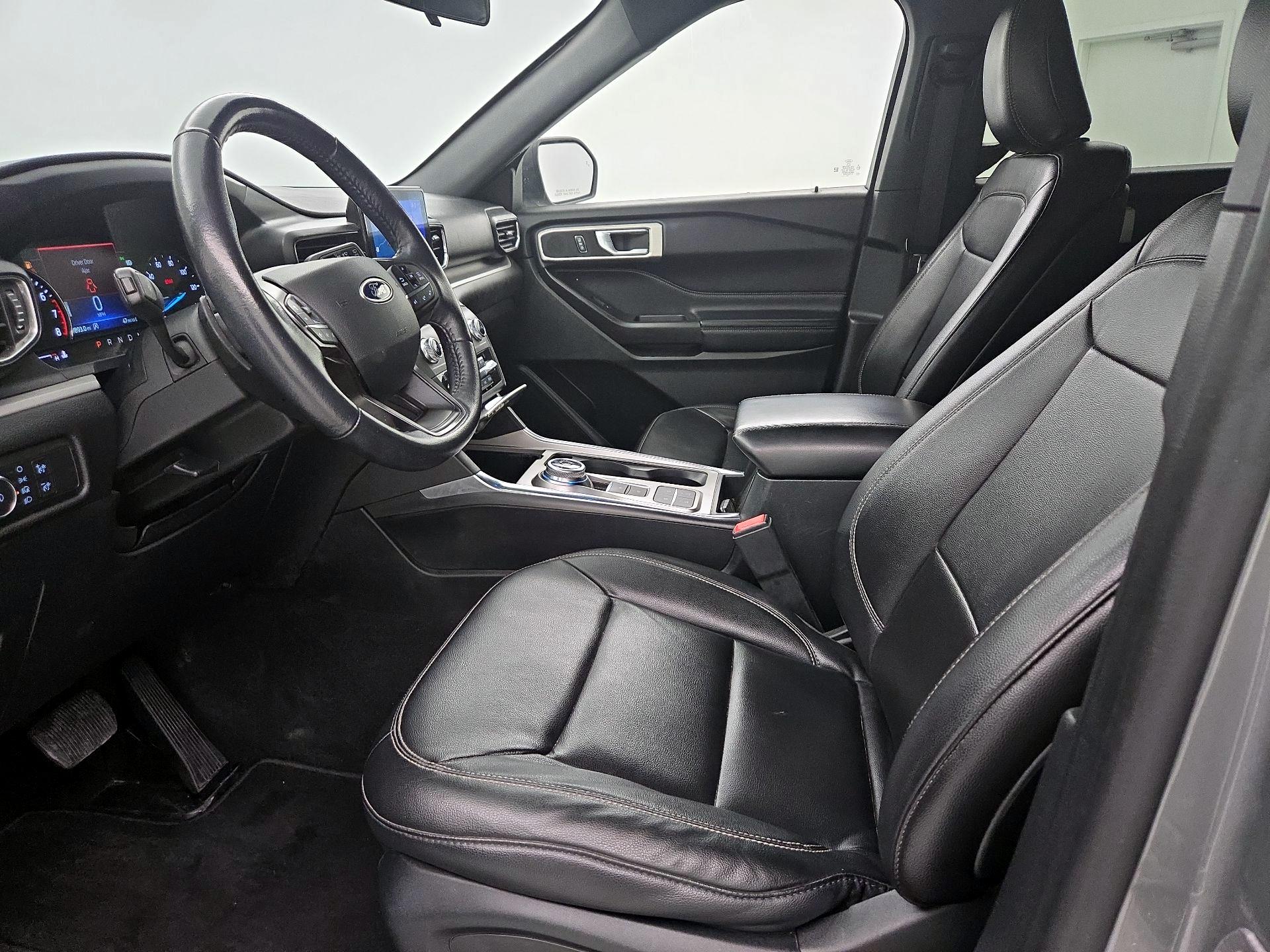 Thumbnail: 2020 Ford Explorer - 11