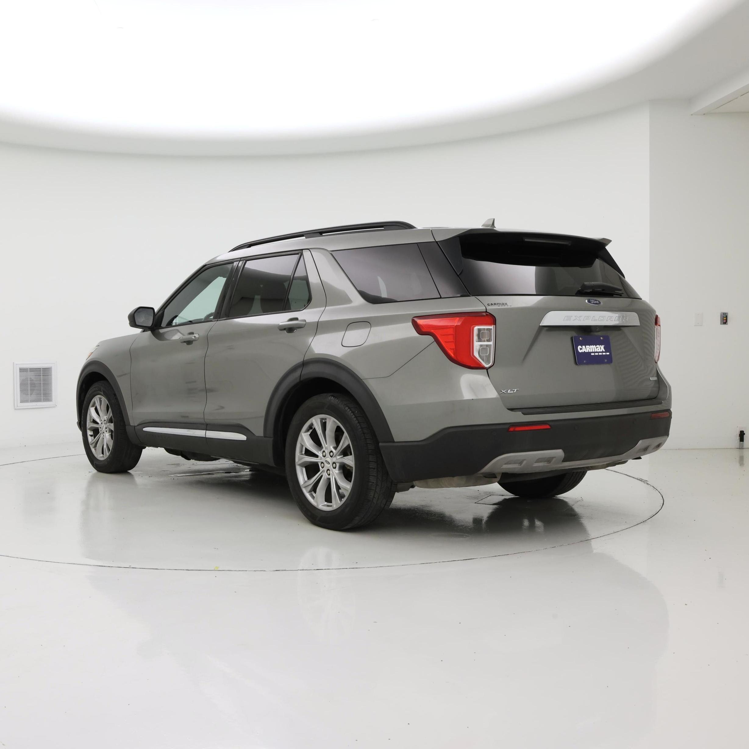 Thumbnail: 2020 Ford Explorer - 2