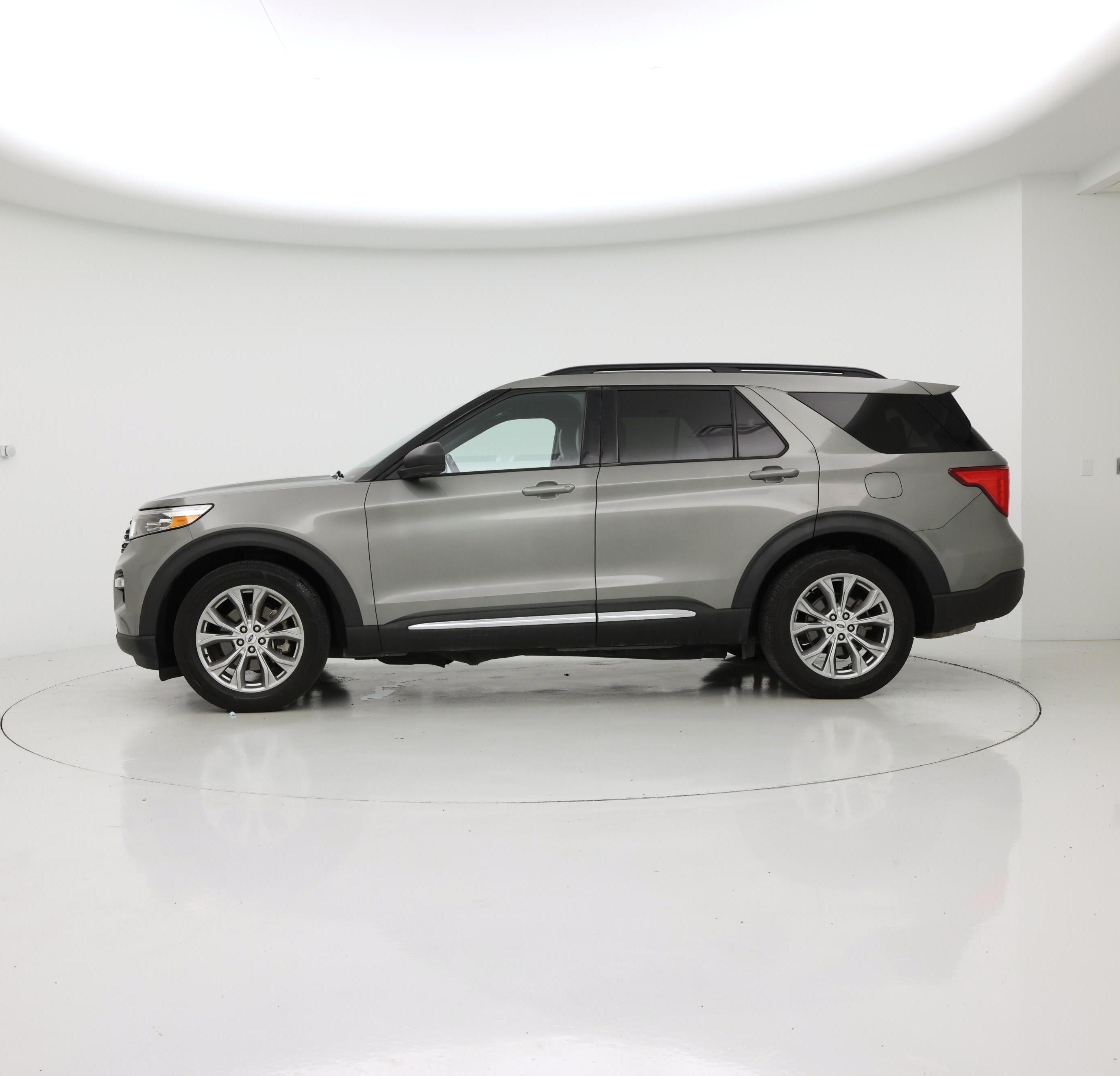 Thumbnail: 2020 Ford Explorer - 3