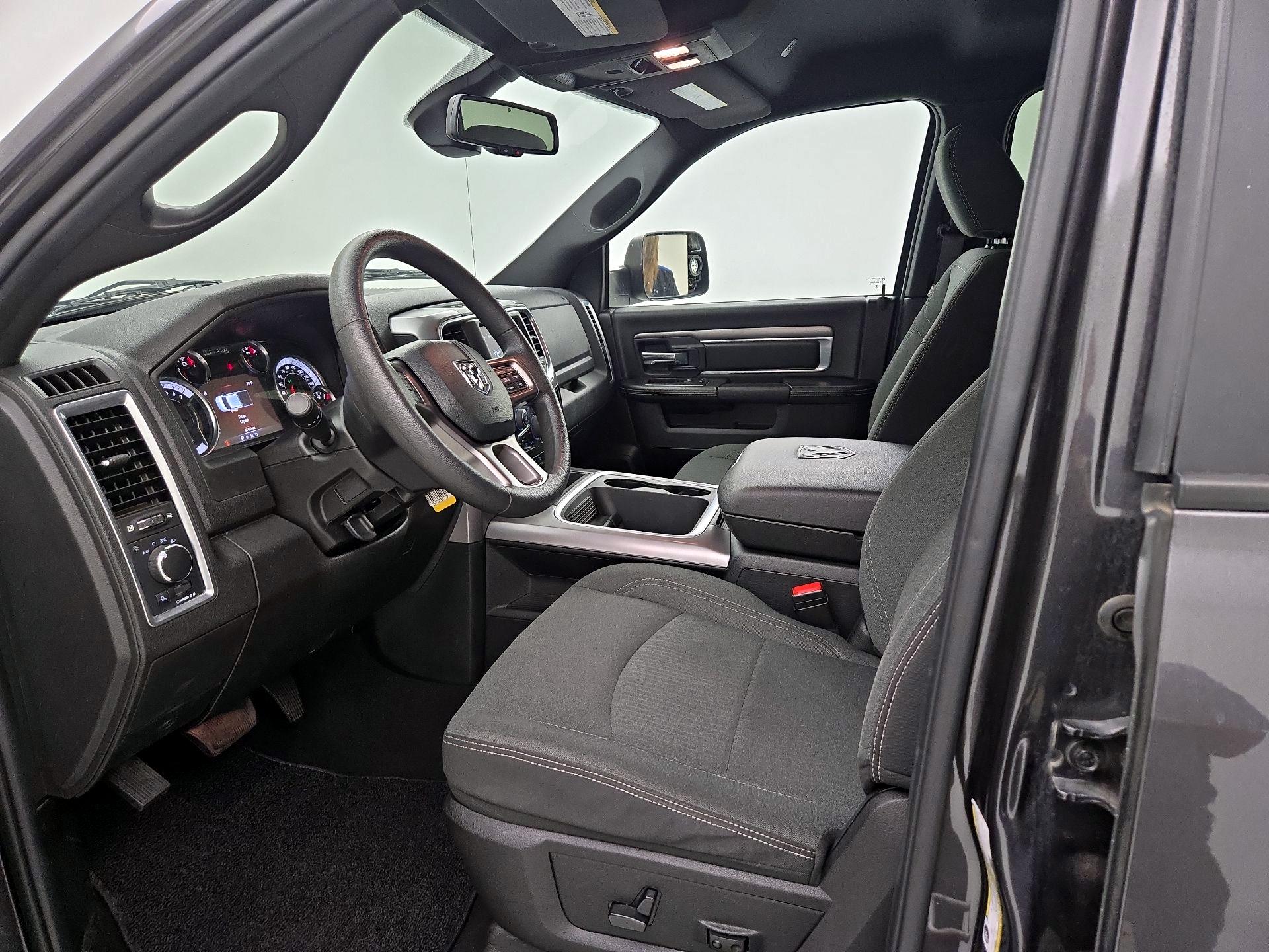 Thumbnail: 2023 RAM 1500 Classic - 11