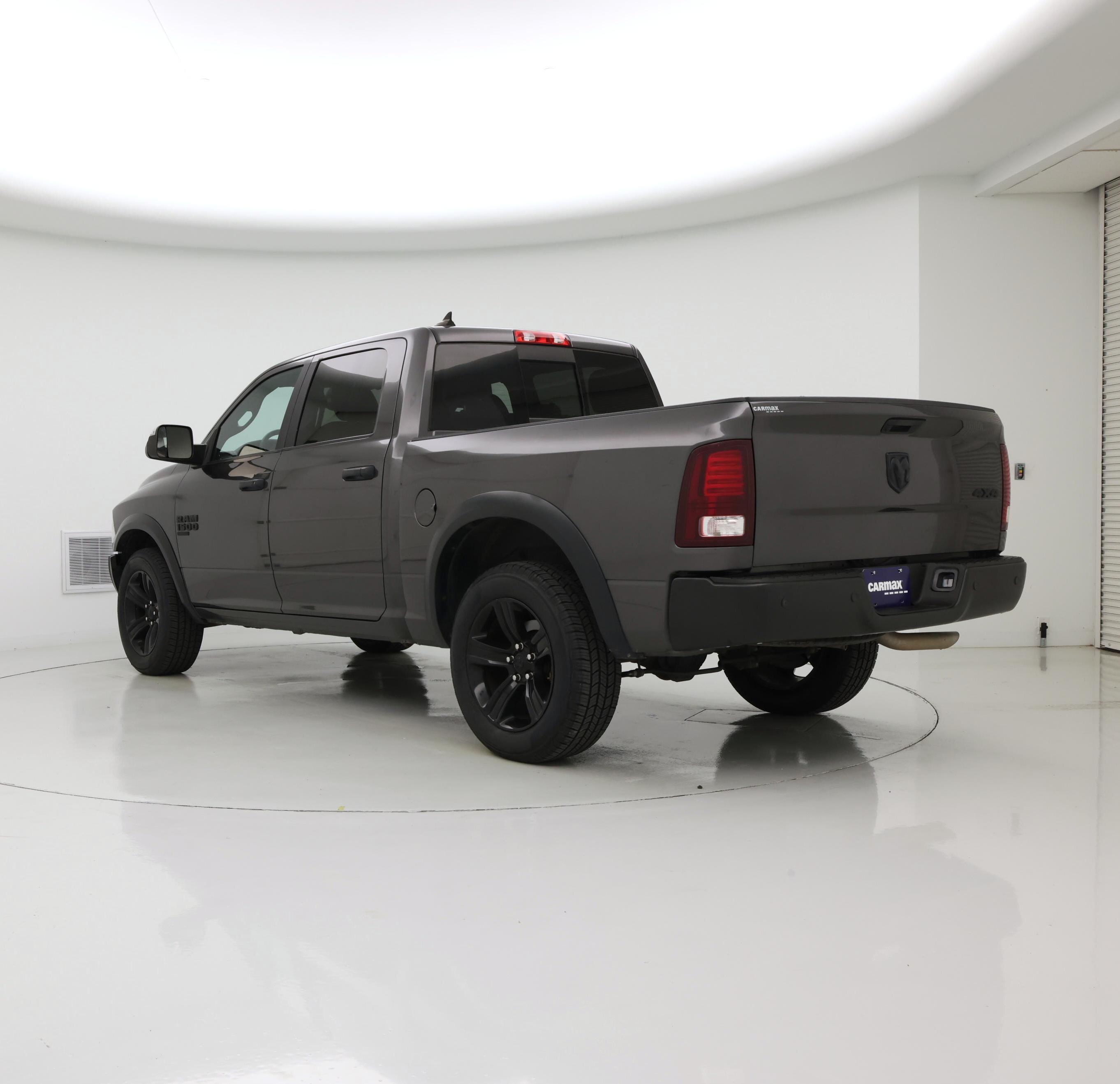 Thumbnail: 2023 RAM 1500 Classic - 2