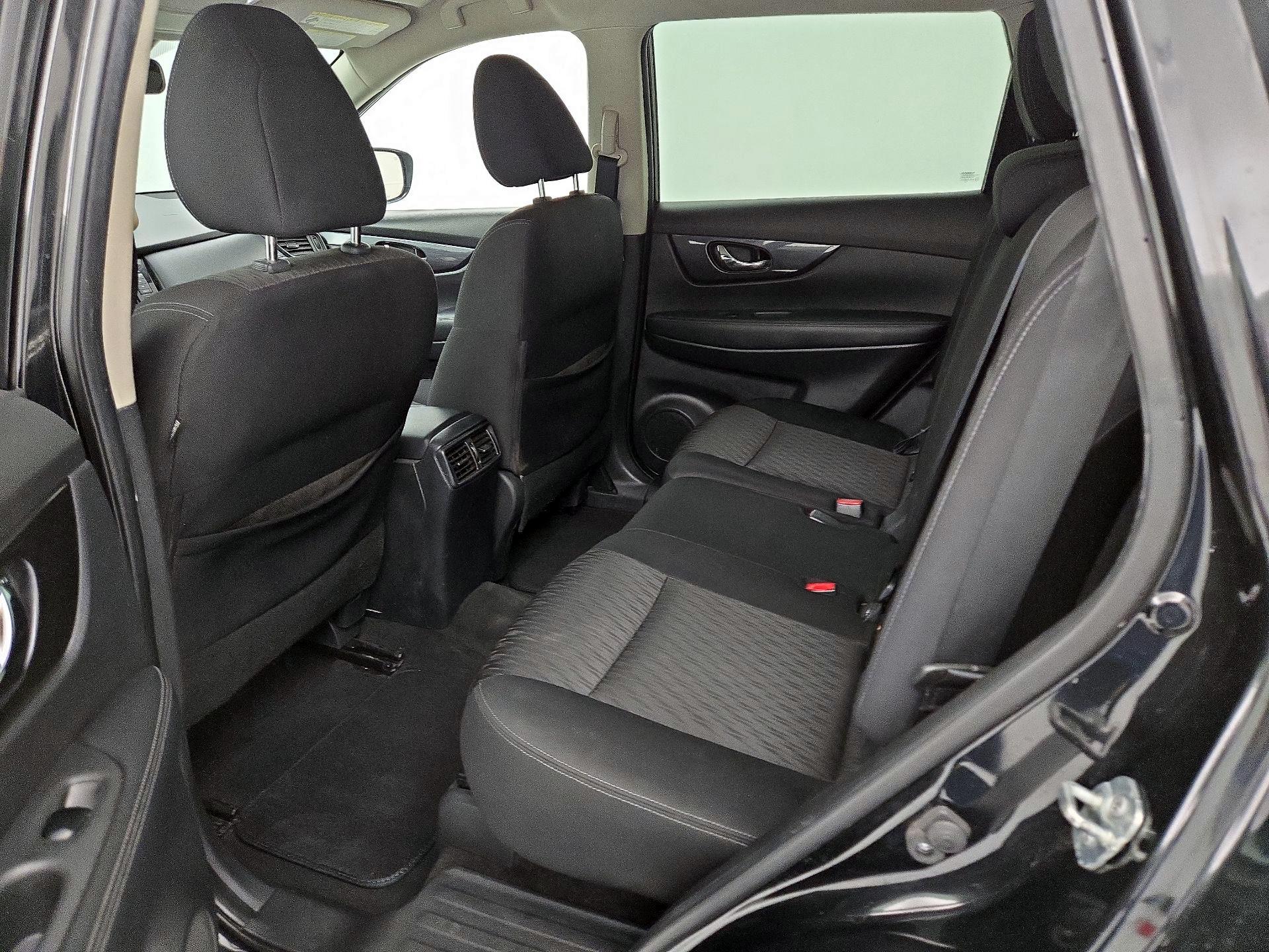 Thumbnail: 2020 Nissan Rogue - 19