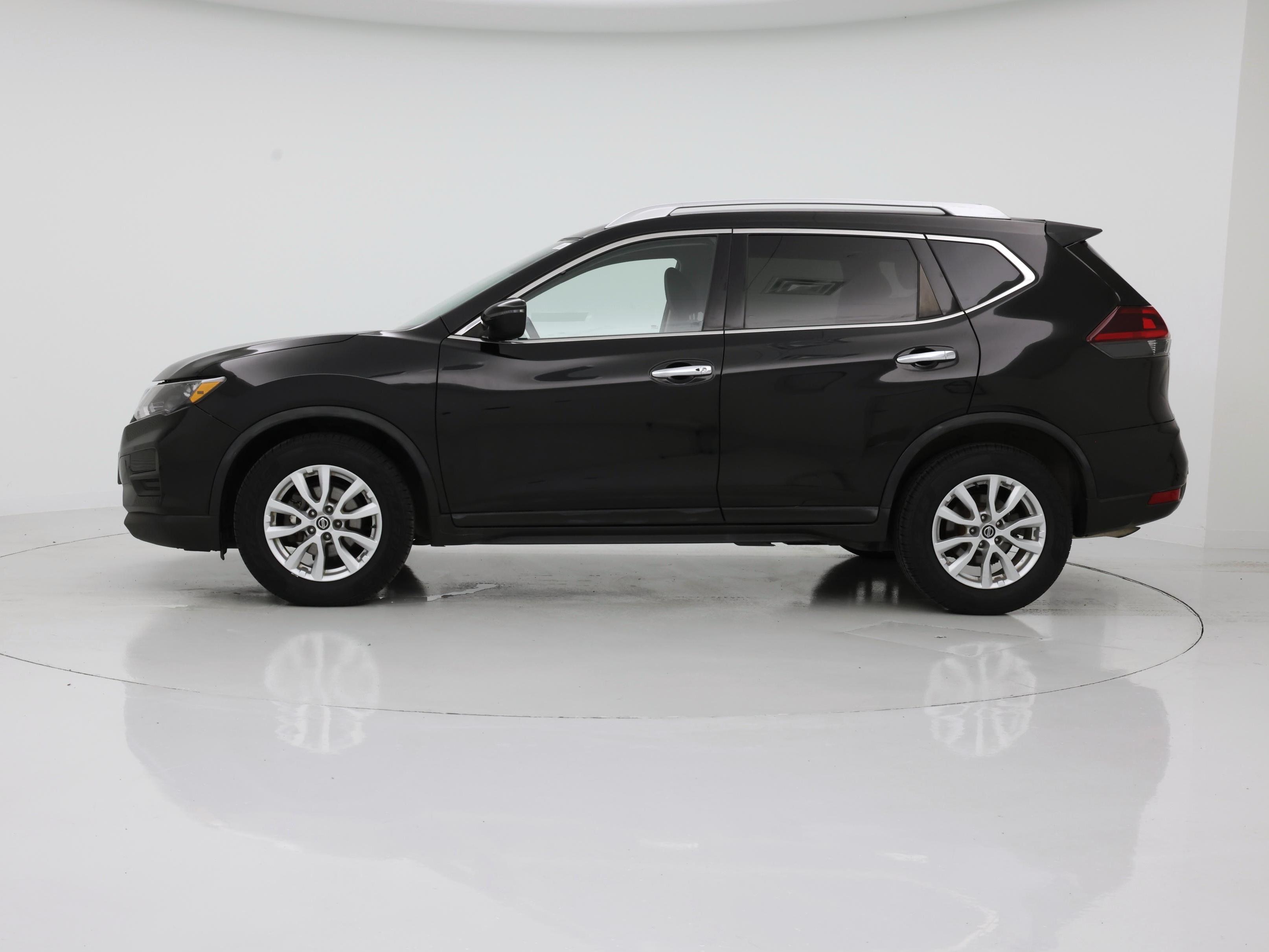 Thumbnail: 2020 Nissan Rogue - 3