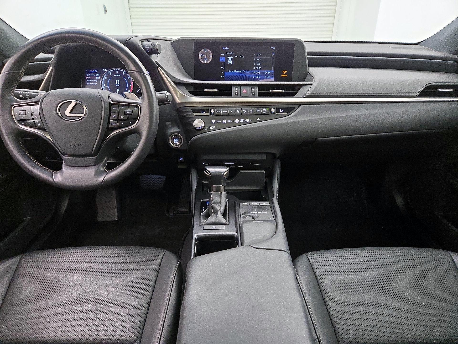 Thumbnail: 2021 Lexus ES - 9