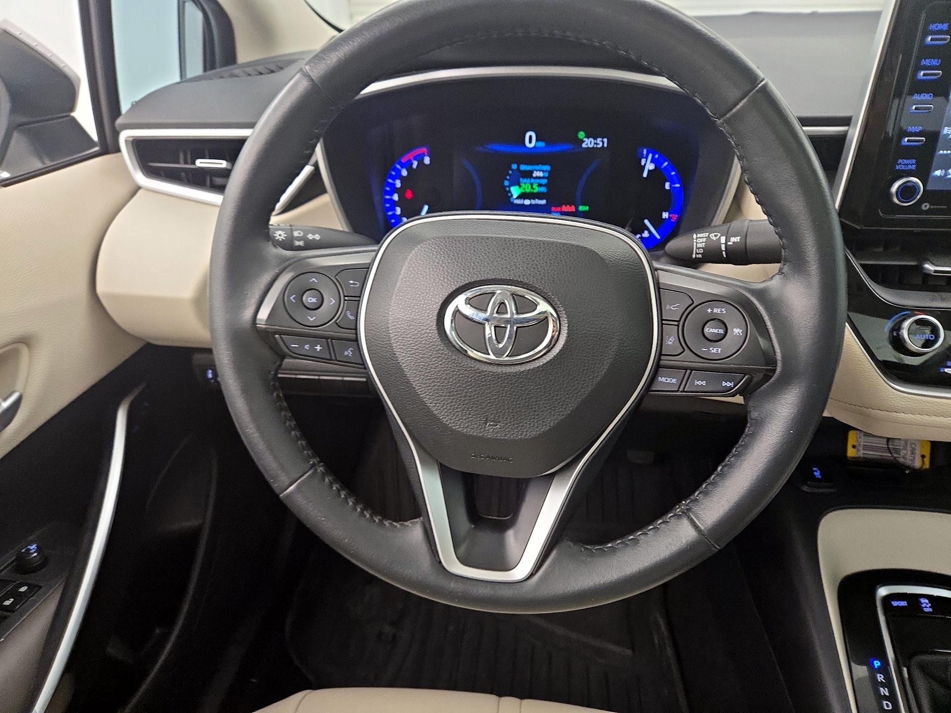 Thumbnail: 2022 Toyota Corolla - 10