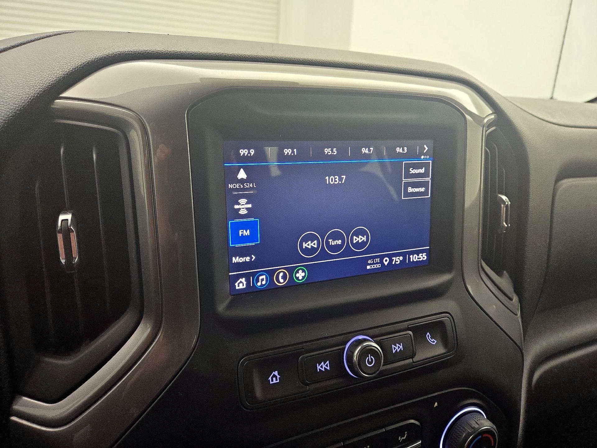 Thumbnail: 2022 Chevrolet Silverado 1500 - 15
