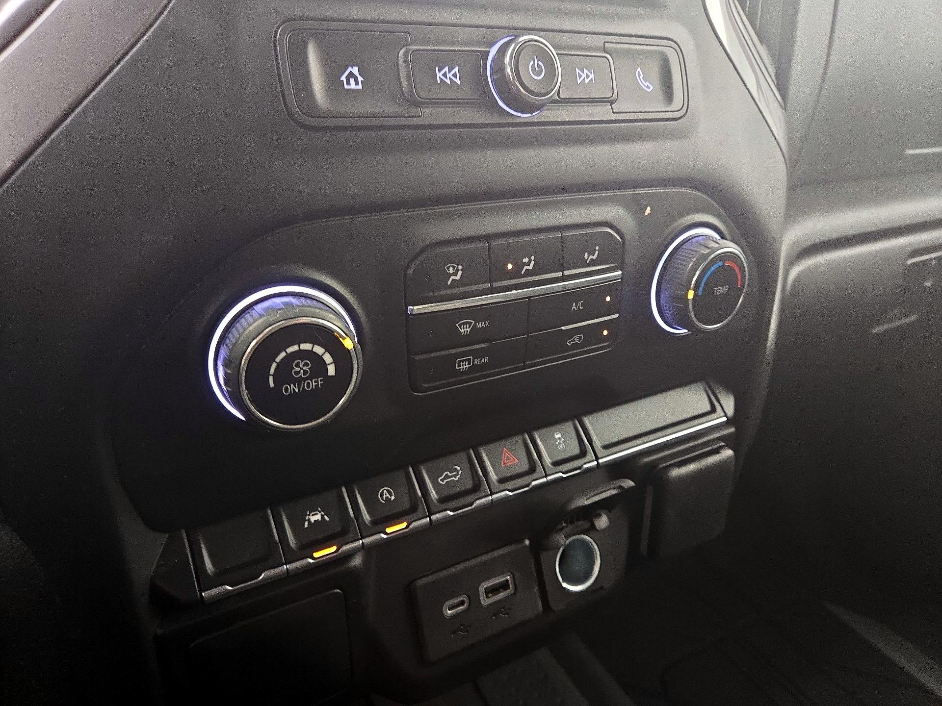 Thumbnail: 2022 Chevrolet Silverado 1500 - 16