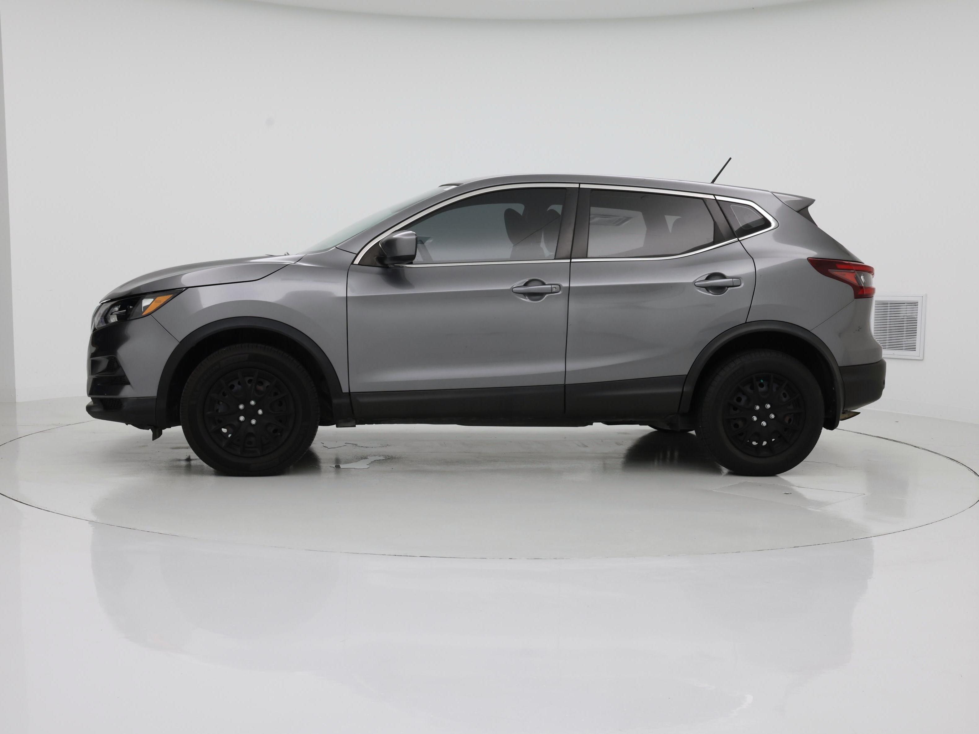 Thumbnail: 2020 Nissan Rogue Sport - 3