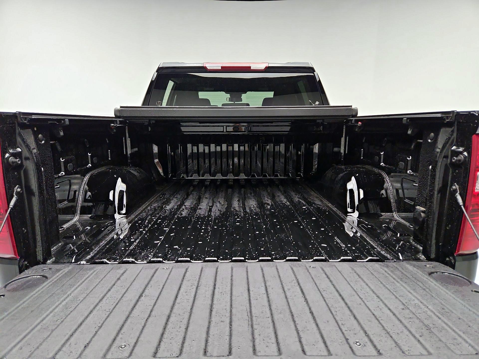Thumbnail: 2022 Chevrolet Silverado 1500 - 20