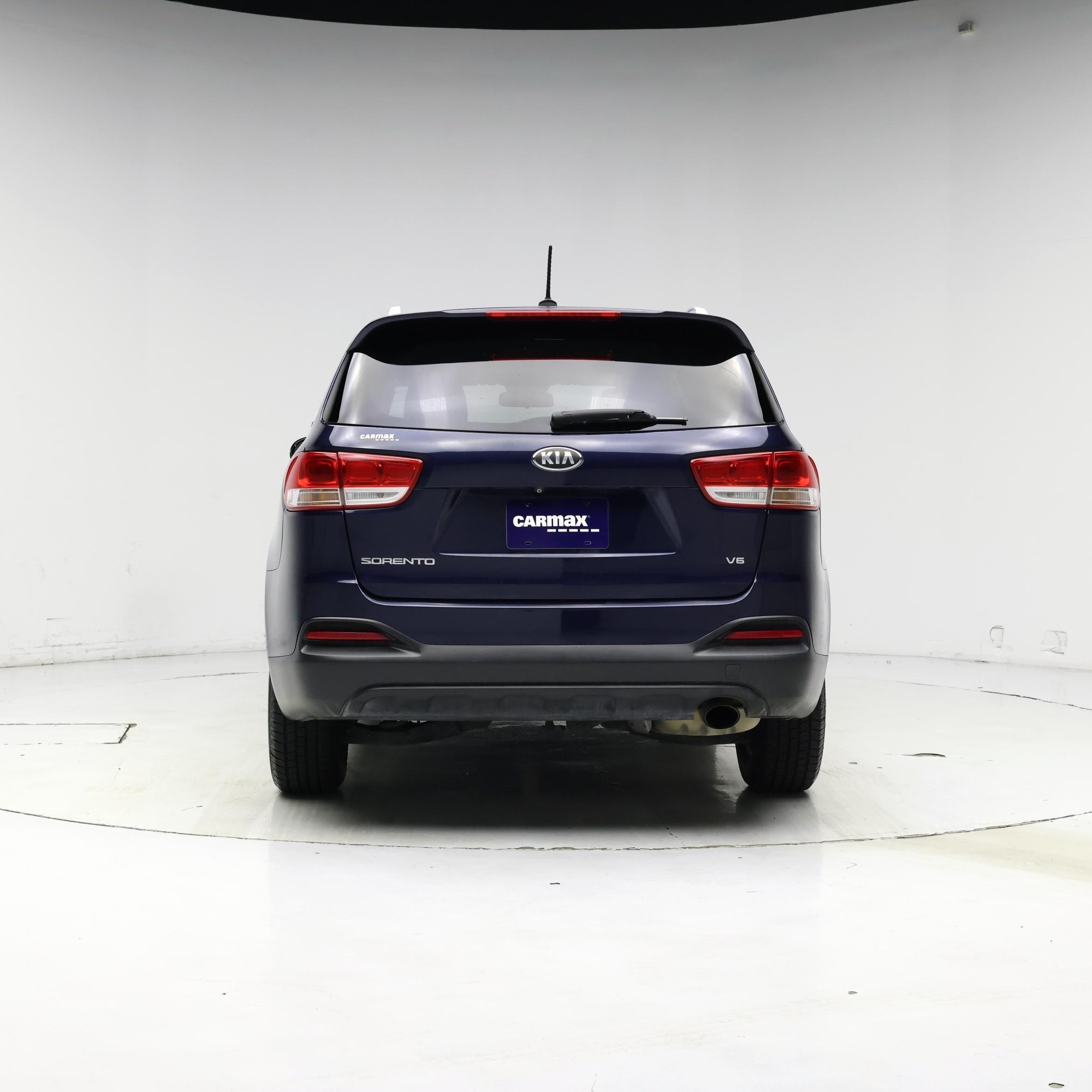 Thumbnail: 2016 Kia Sorento - 6