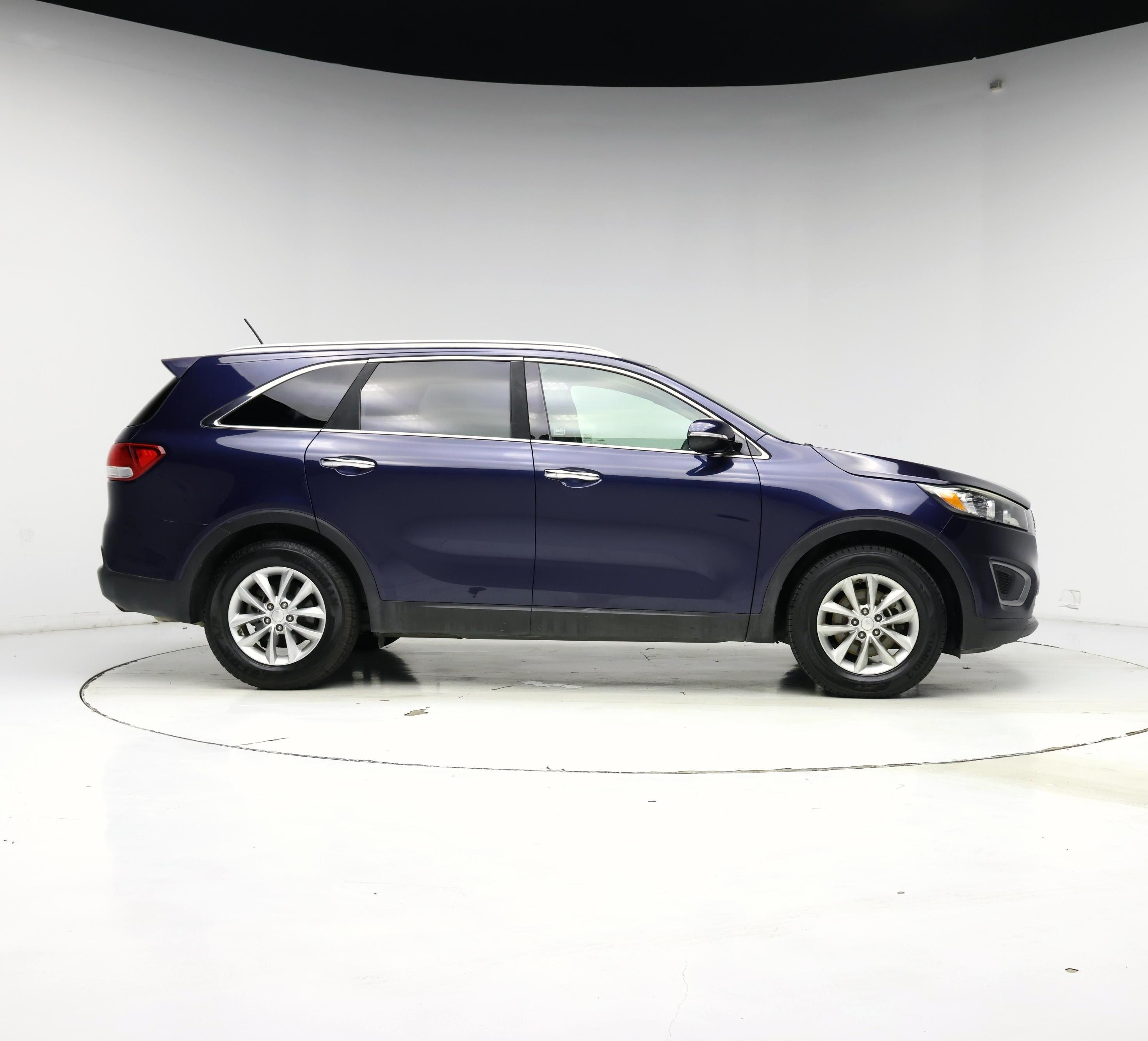 Thumbnail: 2016 Kia Sorento - 7