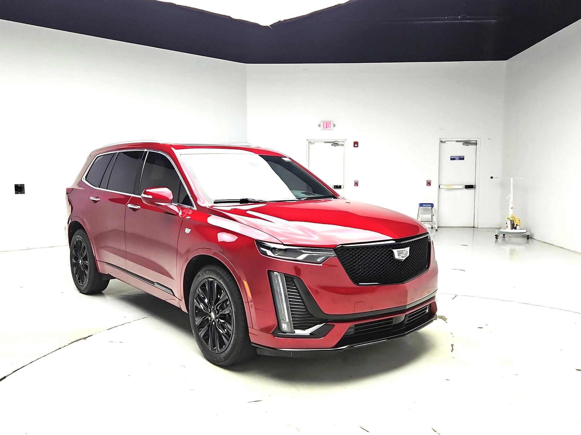 Thumbnail: 2022 Cadillac XT6 - 1