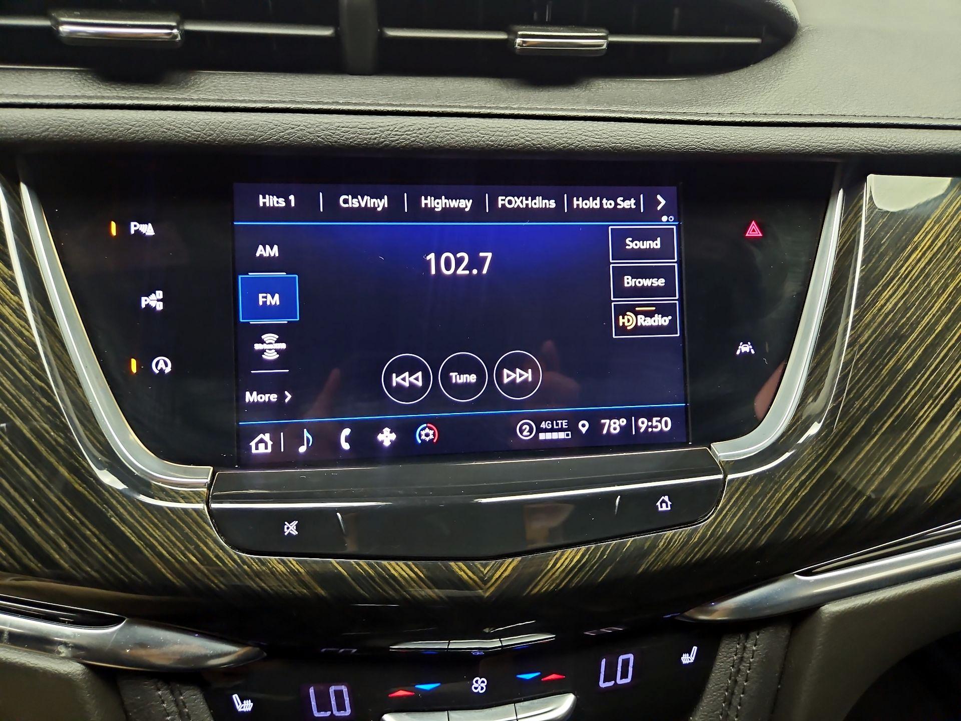 Thumbnail: 2022 Cadillac XT6 - 13