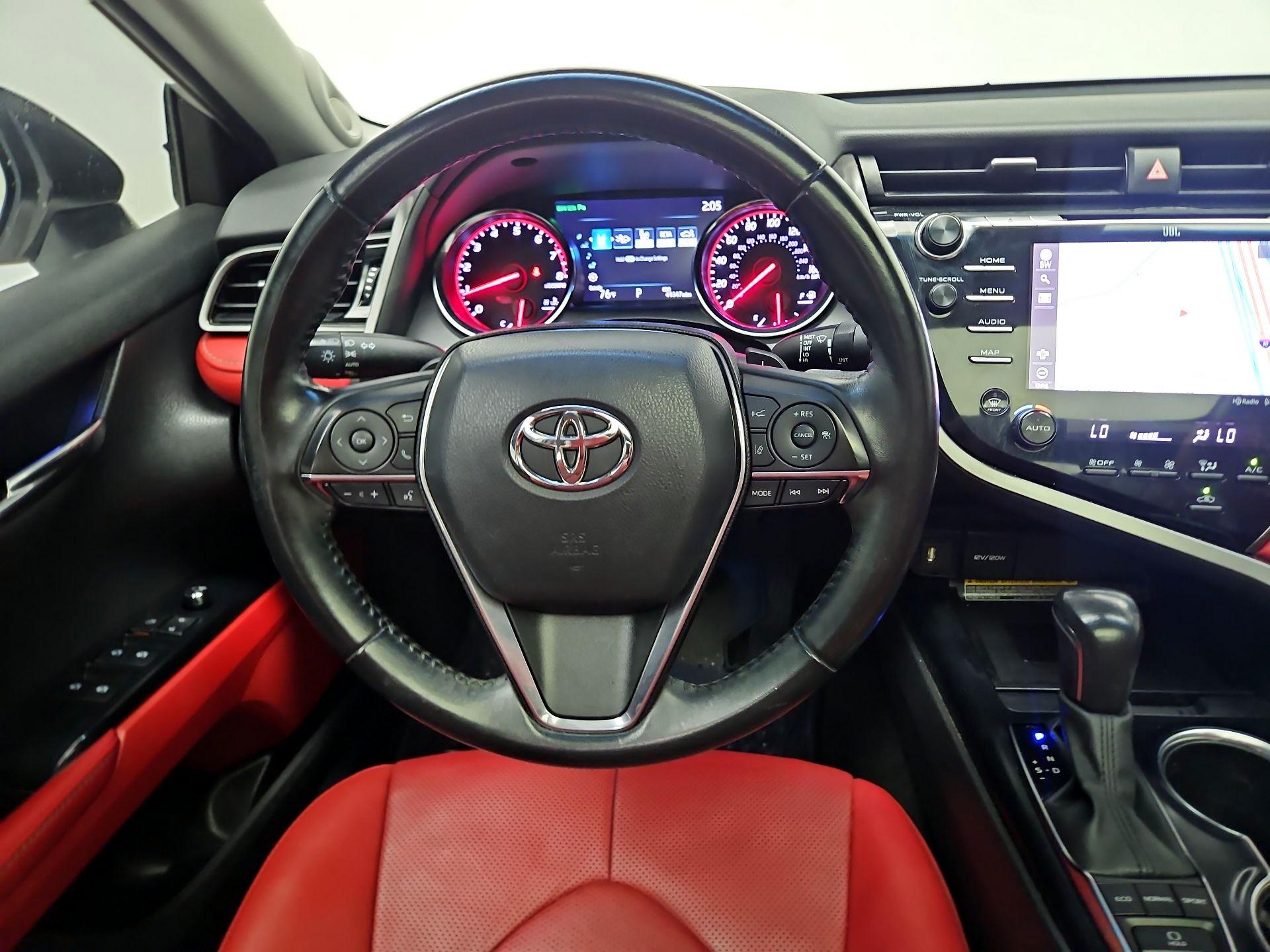 Thumbnail: 2020 Toyota Camry - 10