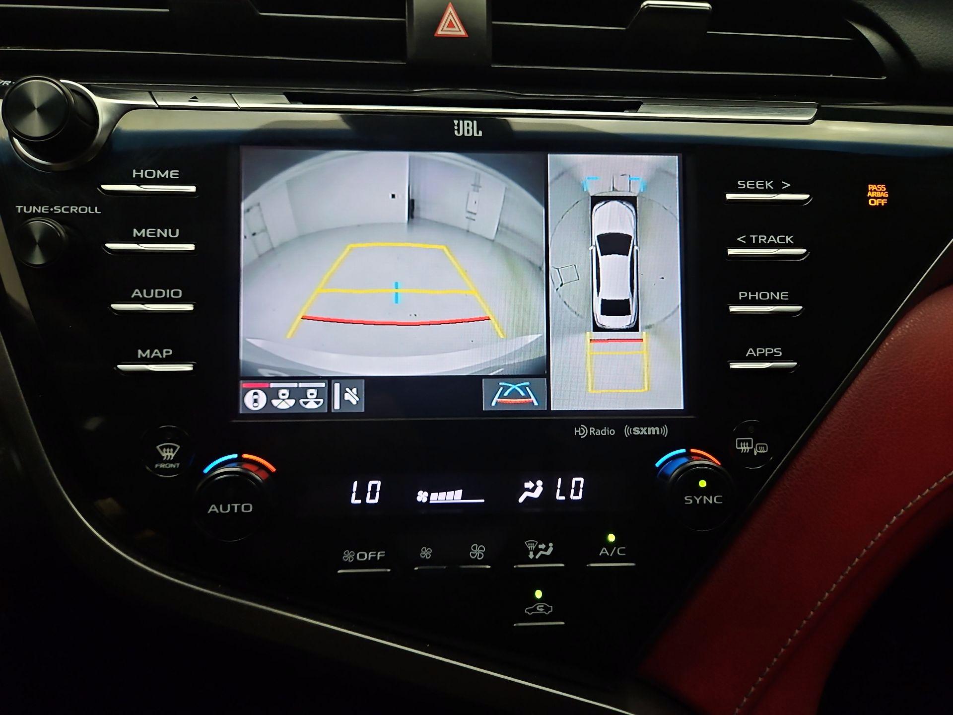 Thumbnail: 2020 Toyota Camry - 15