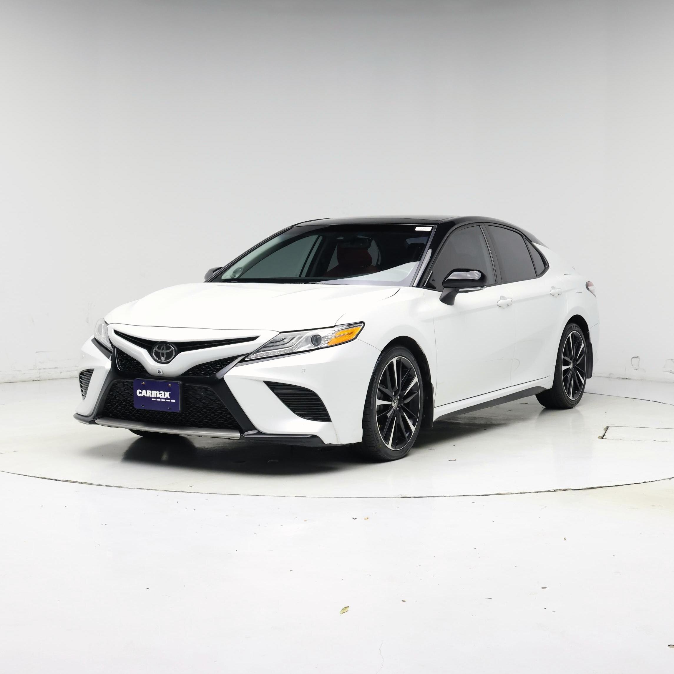 Thumbnail: 2020 Toyota Camry - 4