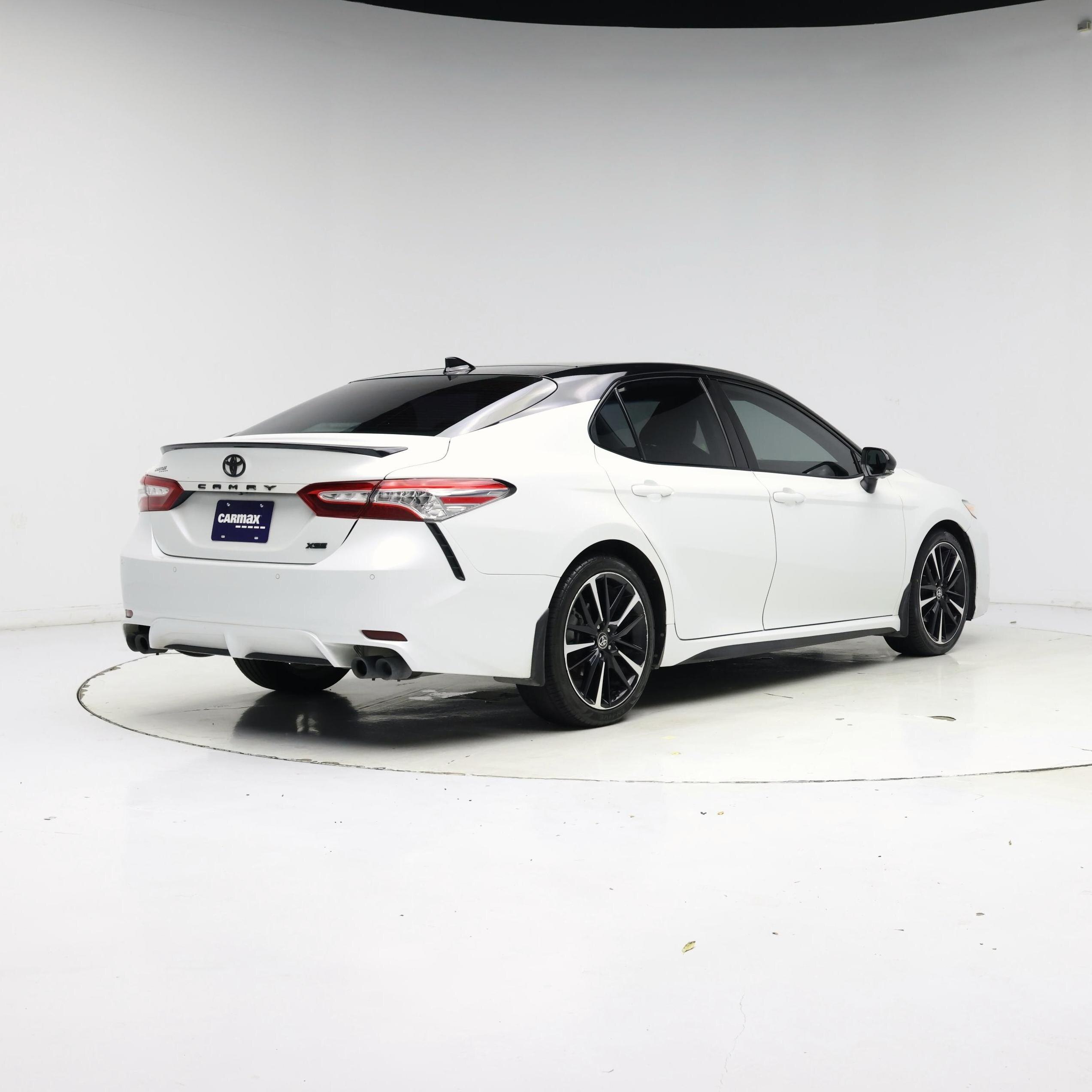 Thumbnail: 2020 Toyota Camry - 8