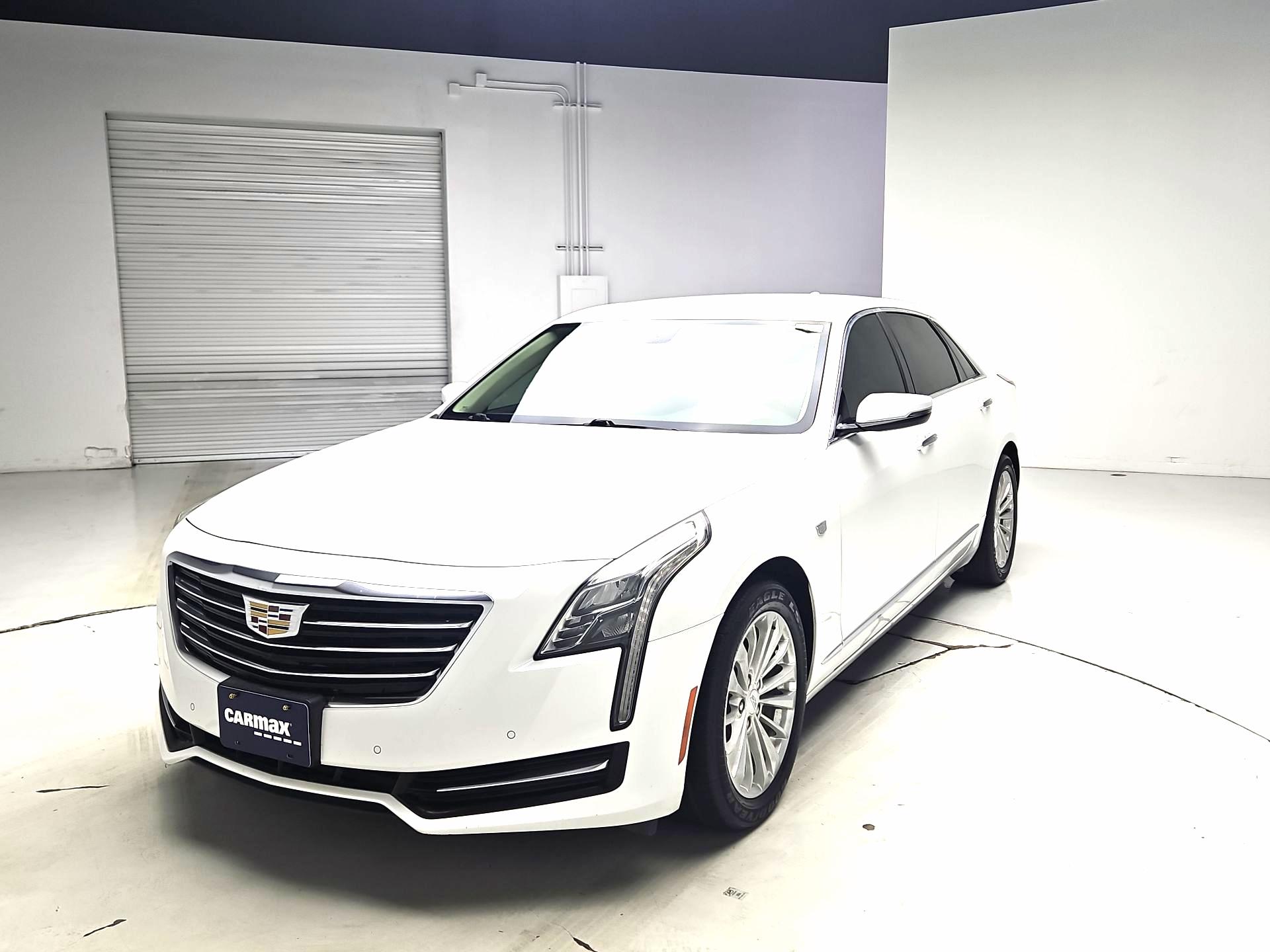 Thumbnail: 2017 Cadillac CT6 - 3