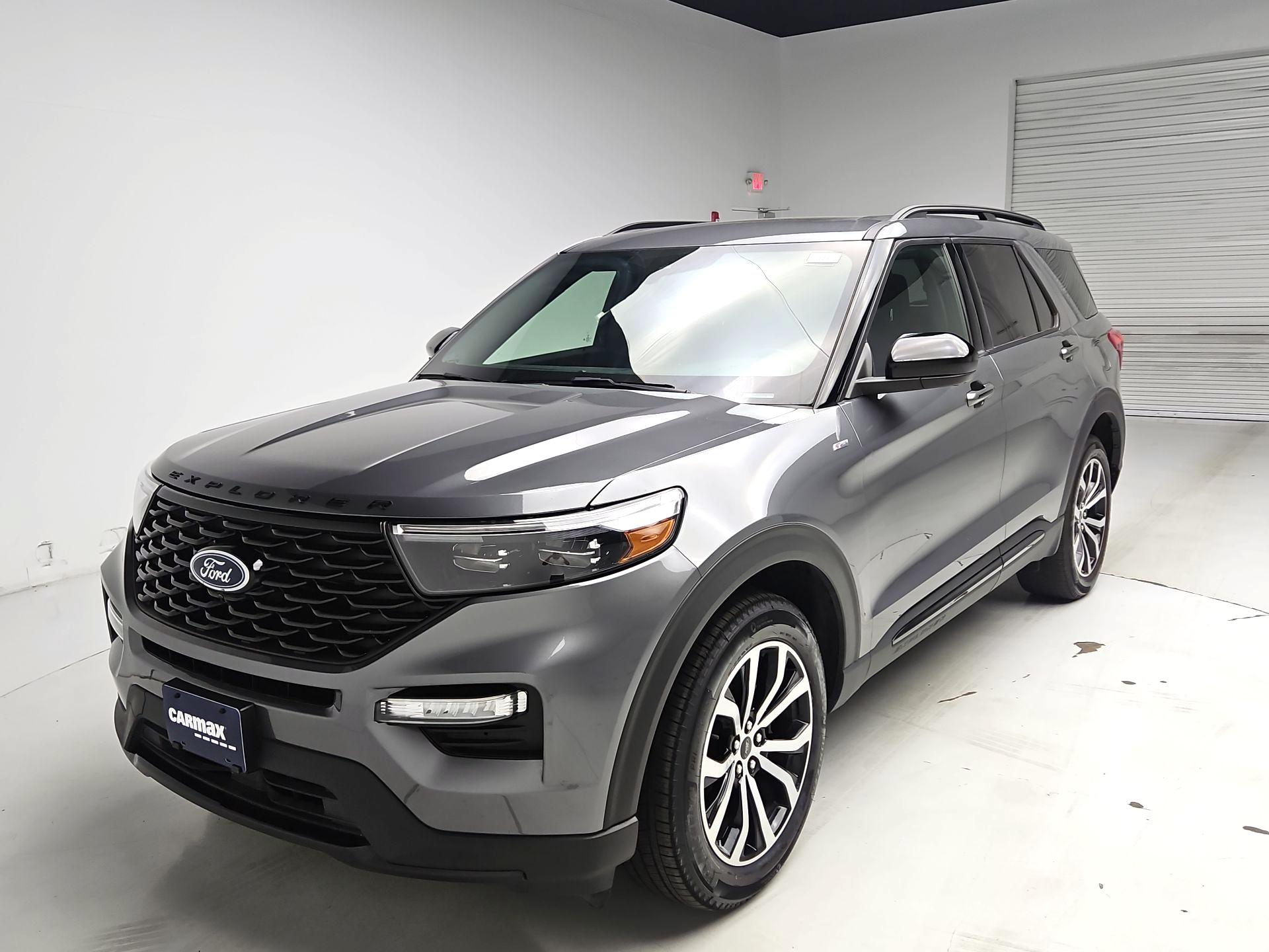 Thumbnail: 2022 Ford Explorer - 3