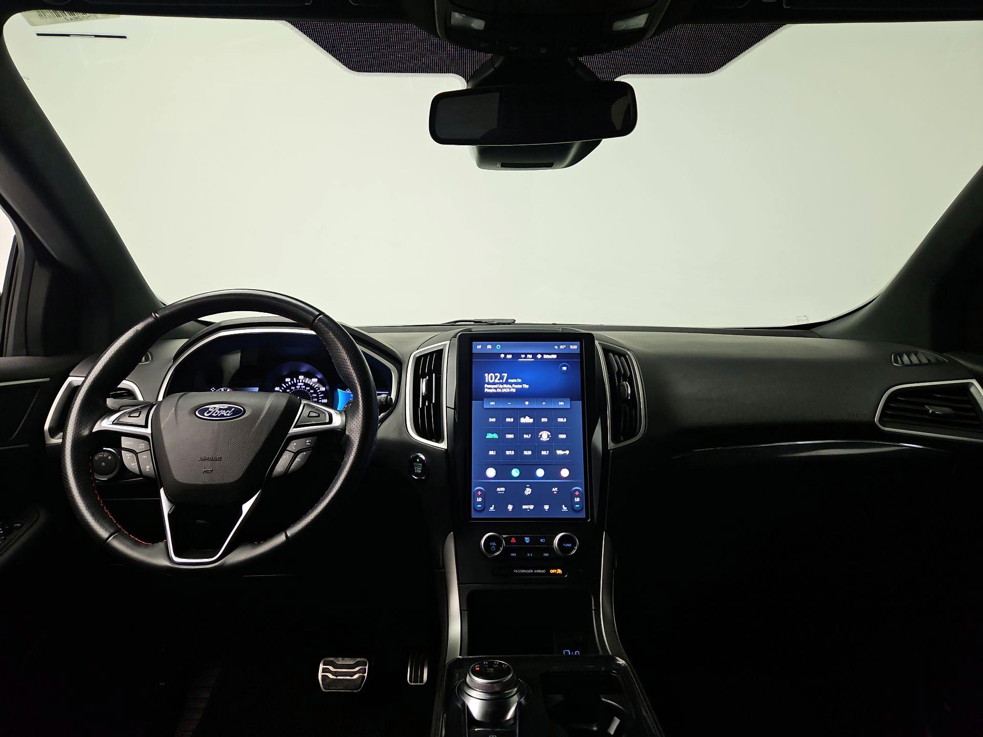Thumbnail: 2021 Ford Edge - 9
