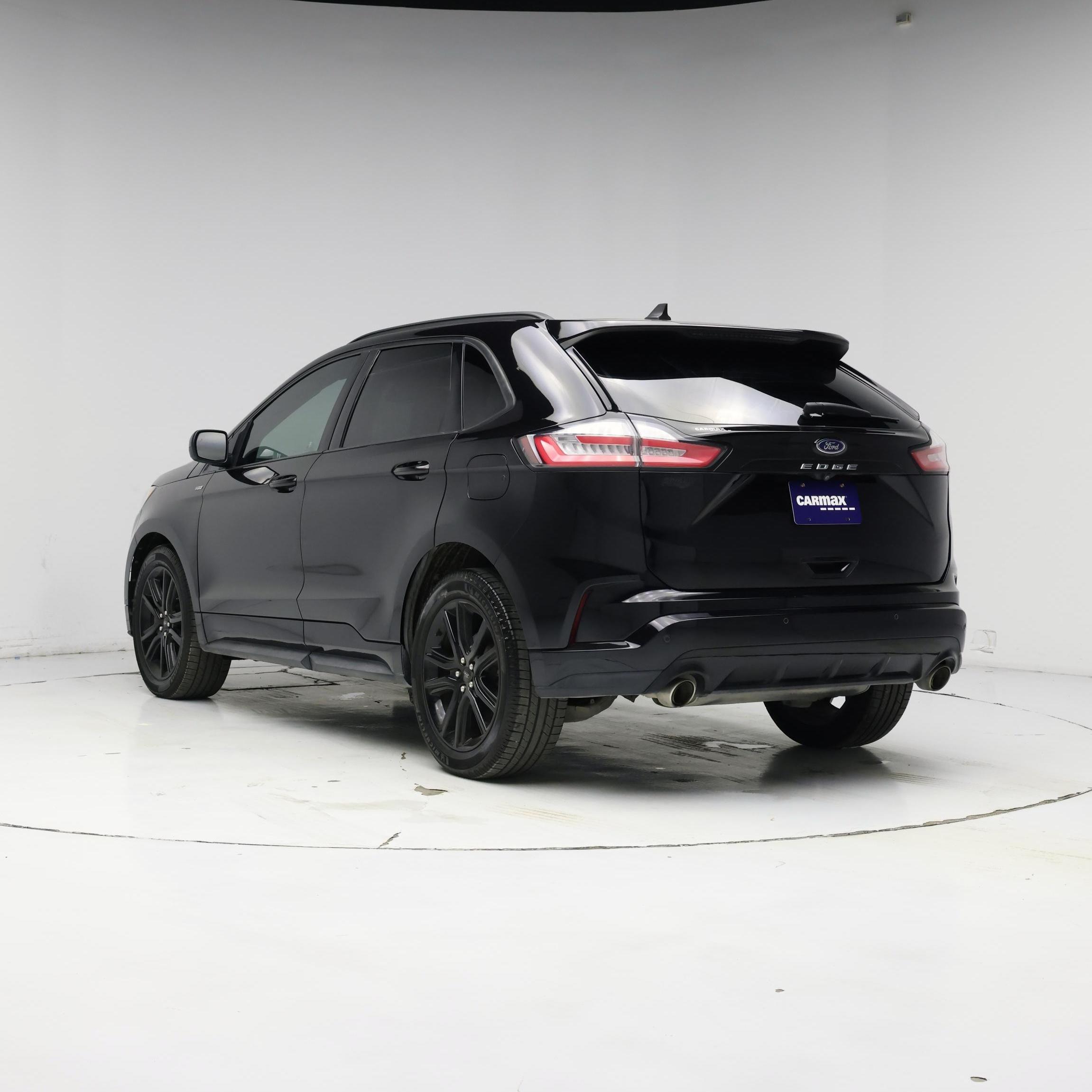 Thumbnail: 2021 Ford Edge - 2