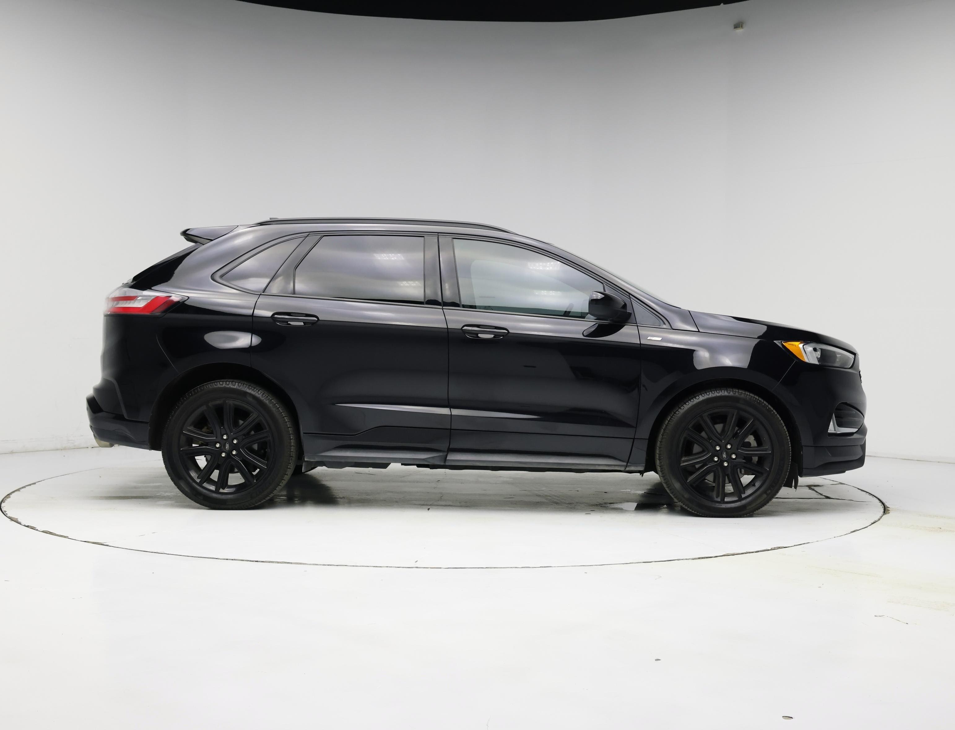 Thumbnail: 2021 Ford Edge - 7