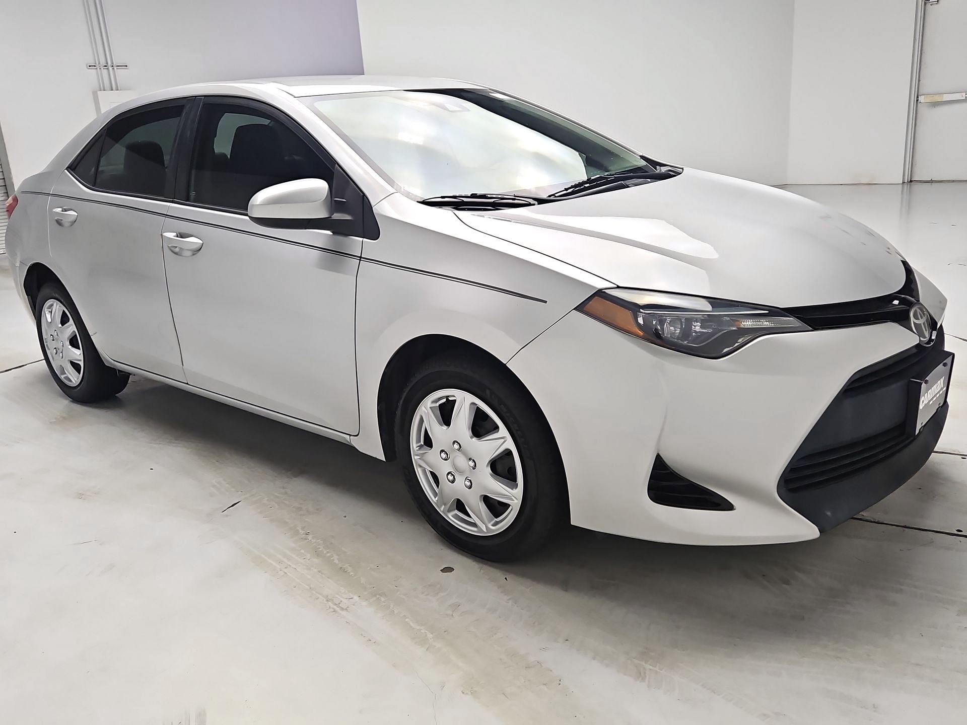 Thumbnail: 2017 Toyota Corolla - 1