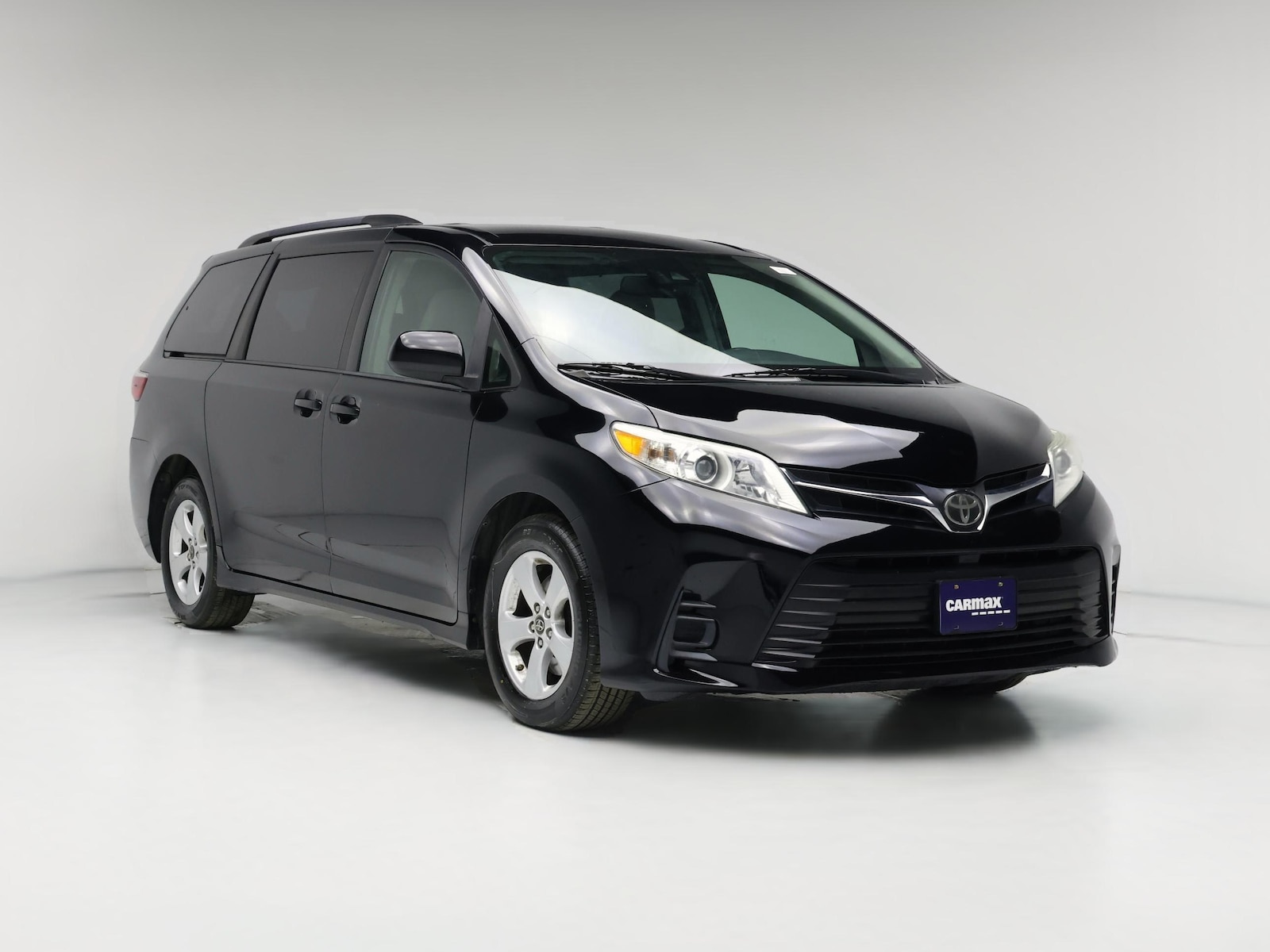 2018 Toyota Sienna LE