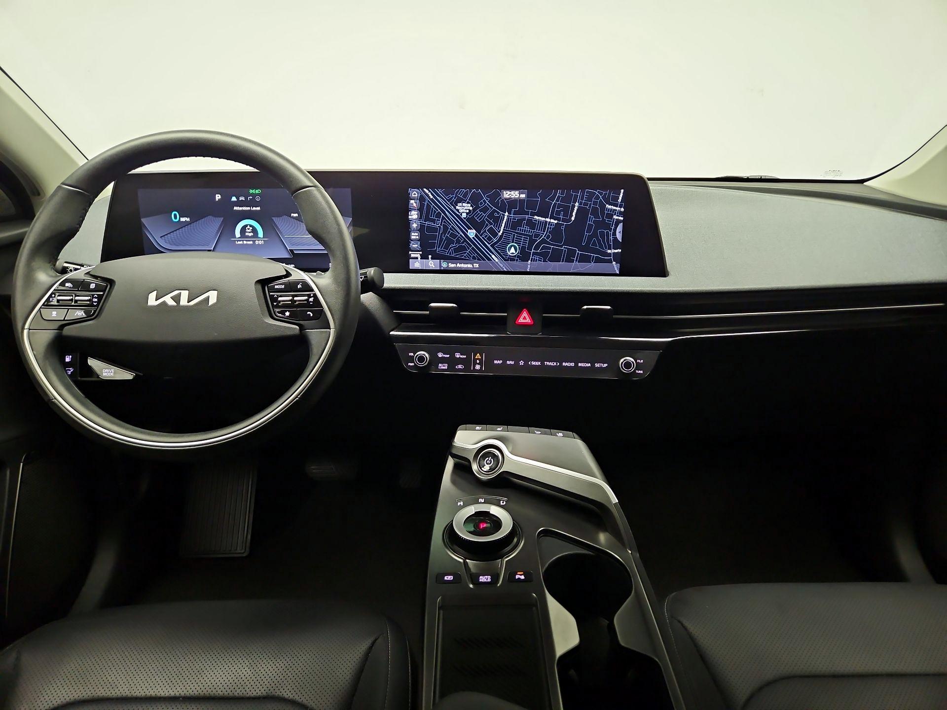Thumbnail: 2022 Kia EV6 - 9