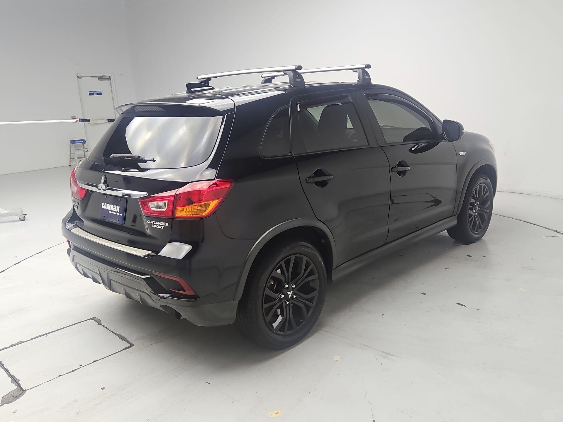 Thumbnail: 2018 Mitsubishi Outlander Sport - 5
