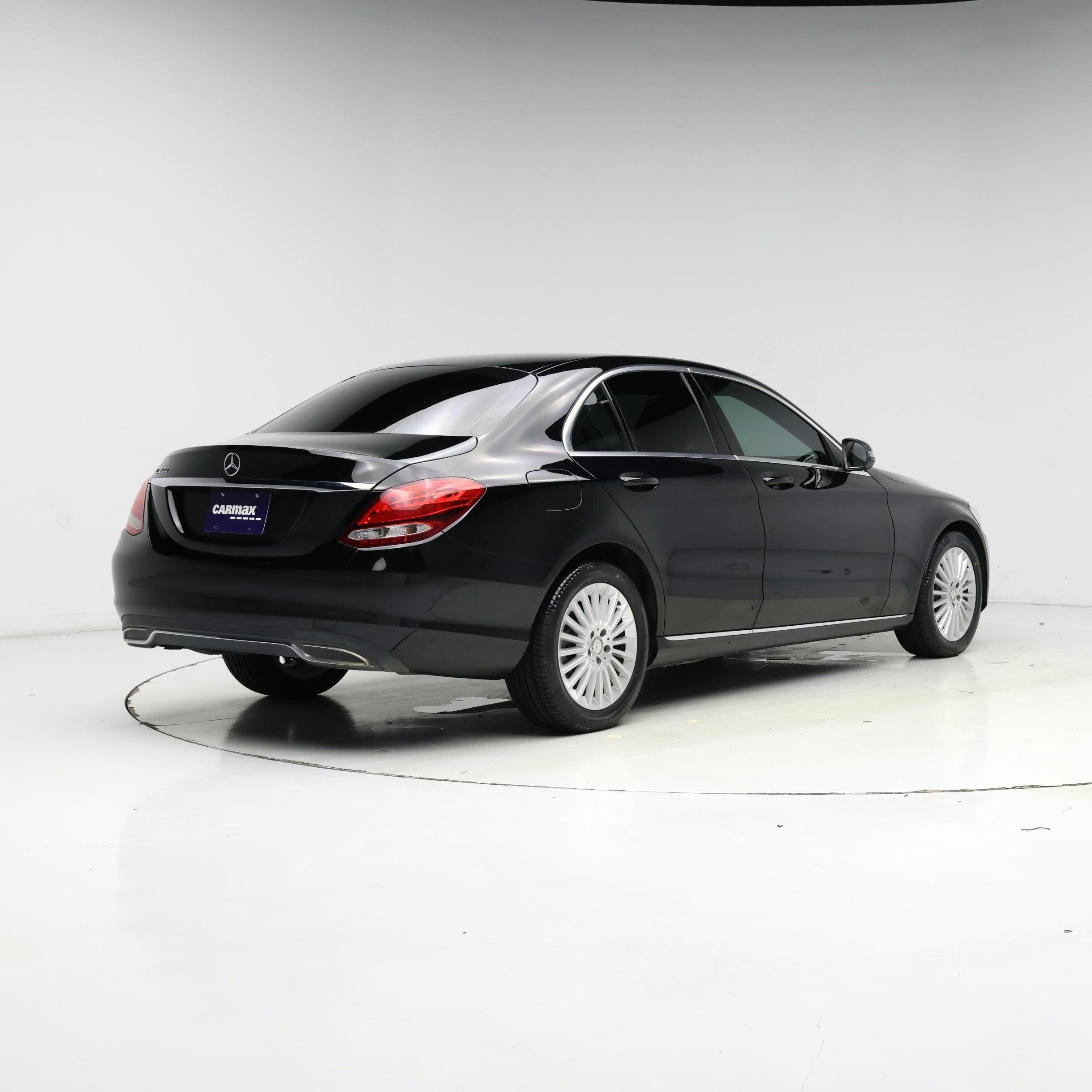 Thumbnail: 2016 Mercedes-Benz C-Class - 8