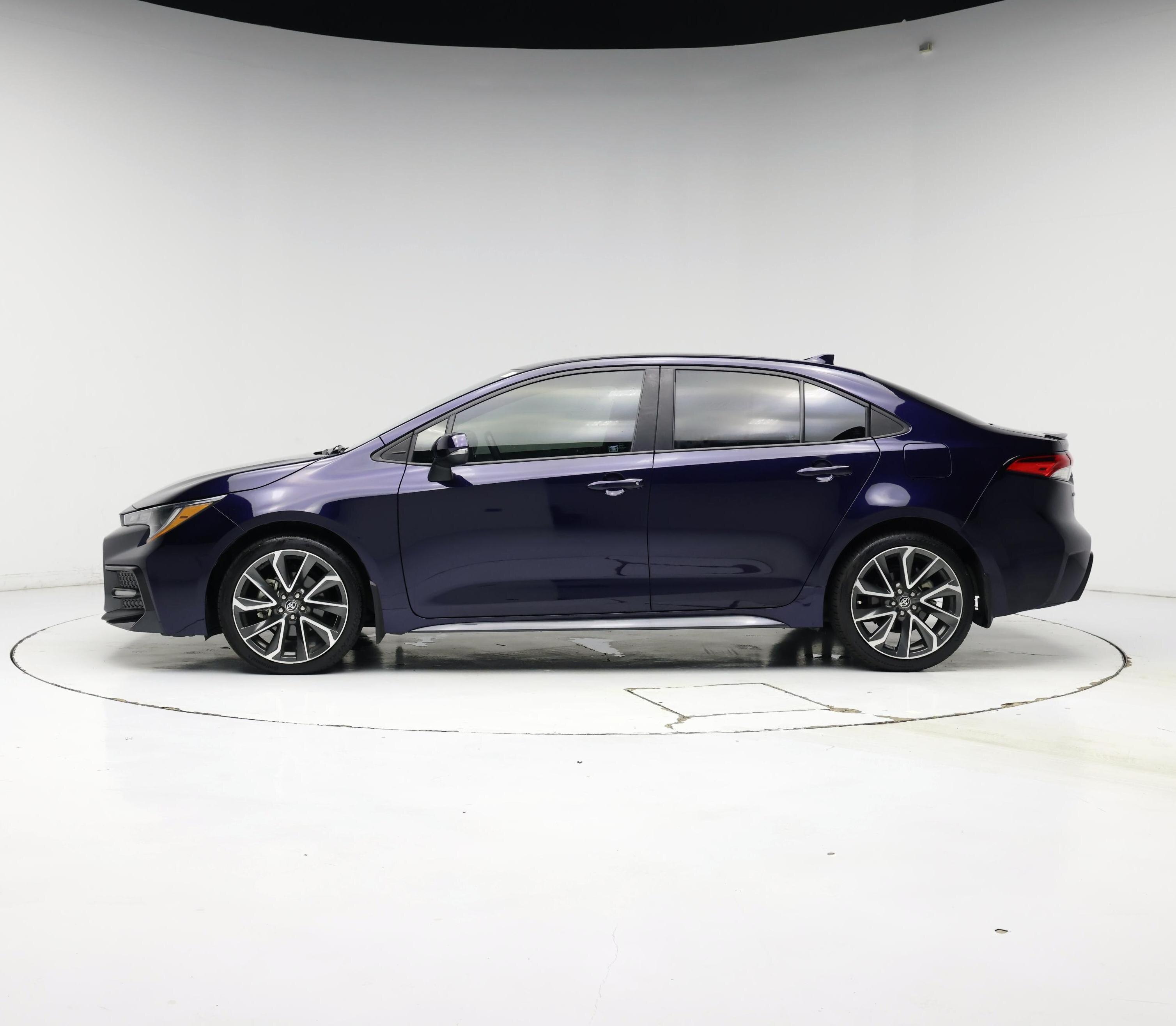 Thumbnail: 2022 Toyota Corolla - 3