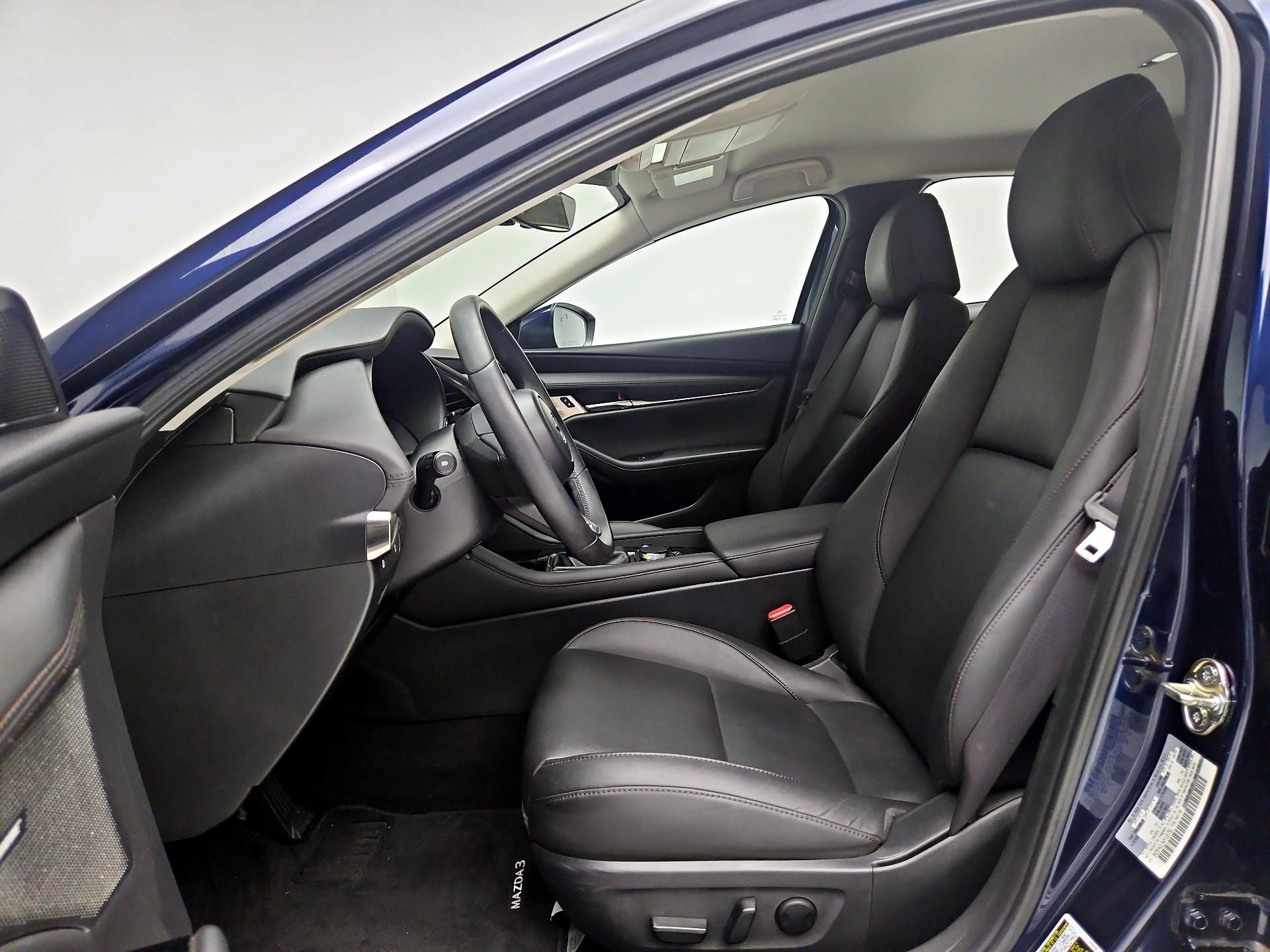 Thumbnail: 2019 Mazda Mazda3 - 11