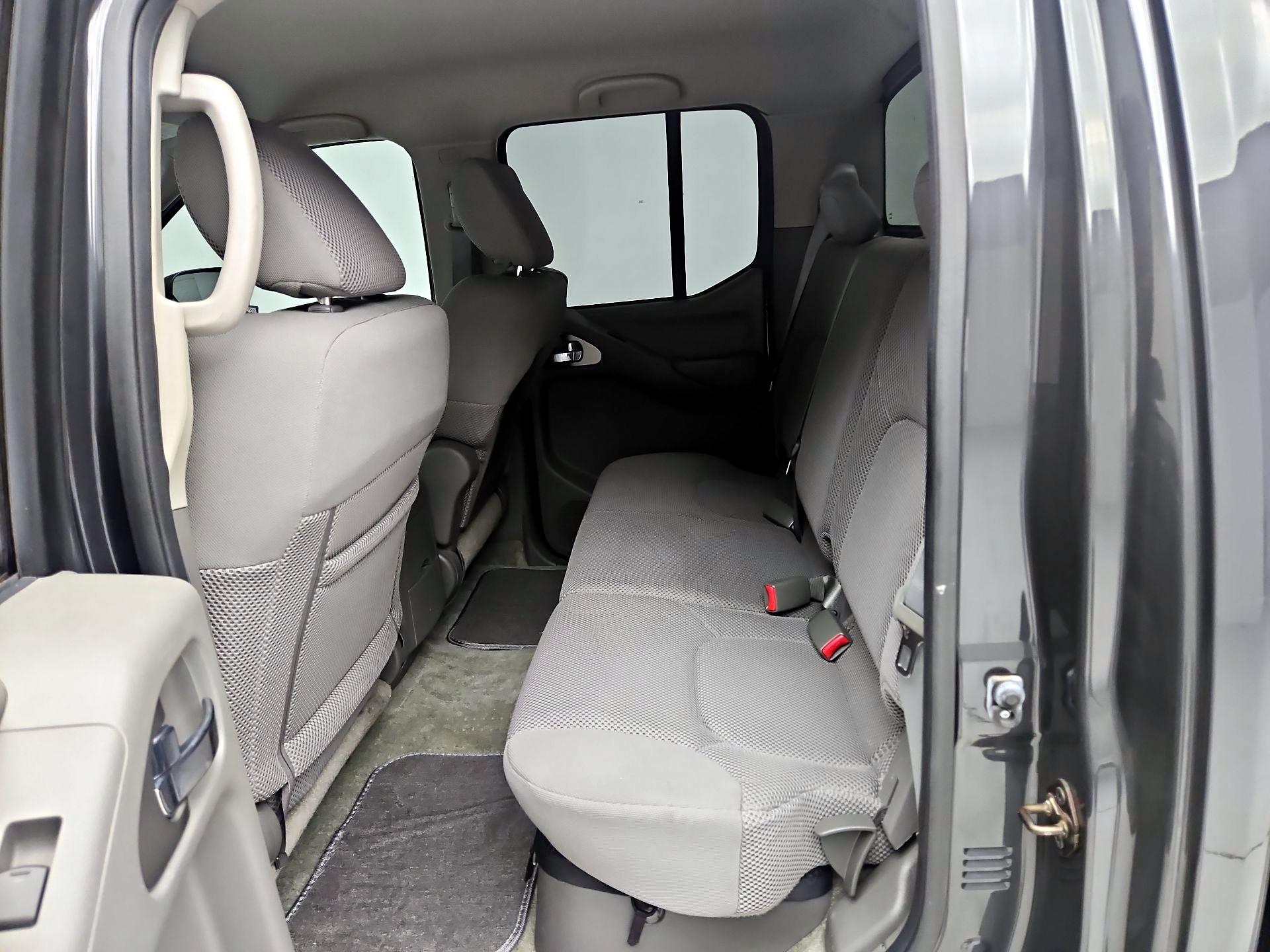 Thumbnail: 2014 Nissan Frontier - 19