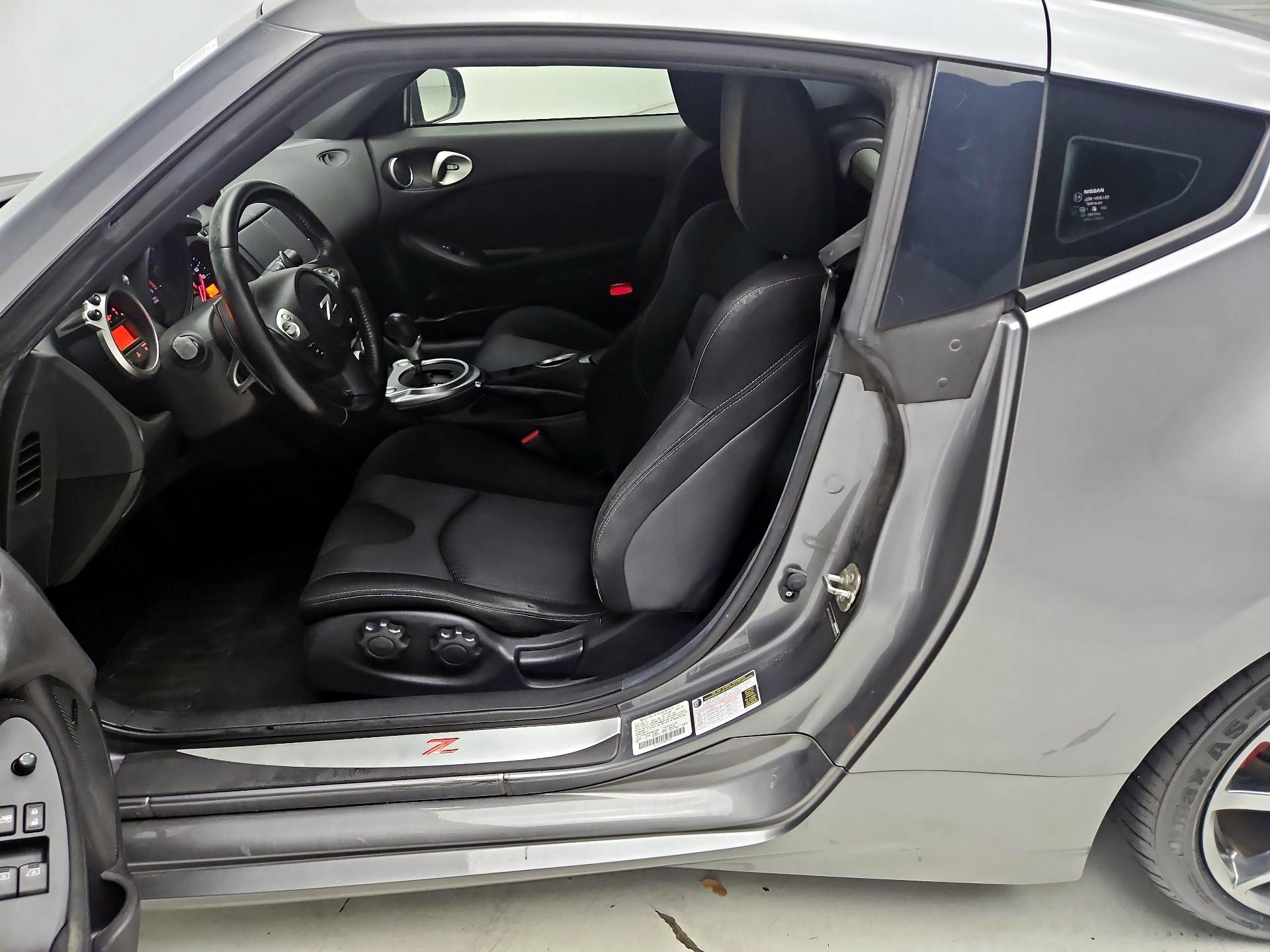 Thumbnail: 2016 Nissan Z - 9