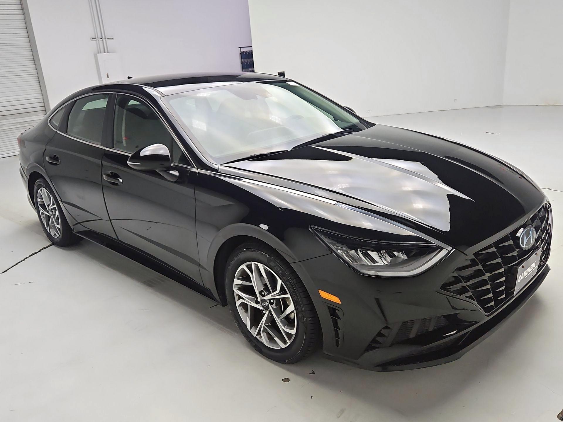 Thumbnail: 2020 Hyundai Sonata - 1
