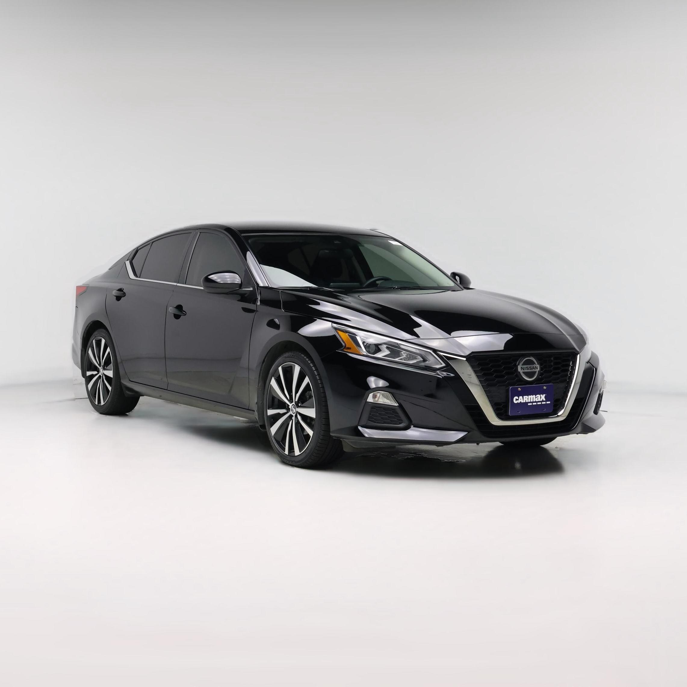 Thumbnail: 2022 Nissan Altima - 1