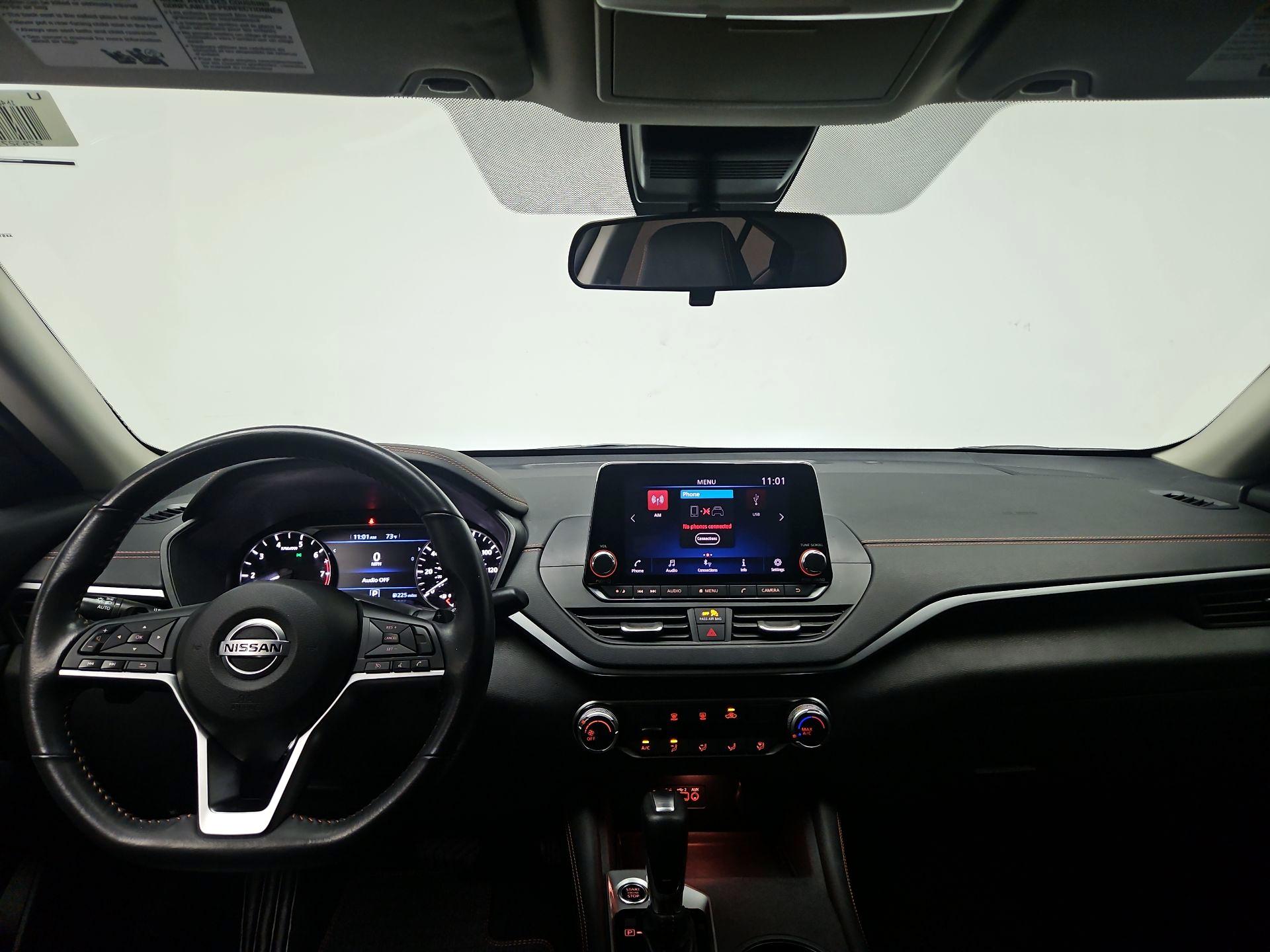 Thumbnail: 2022 Nissan Altima - 9